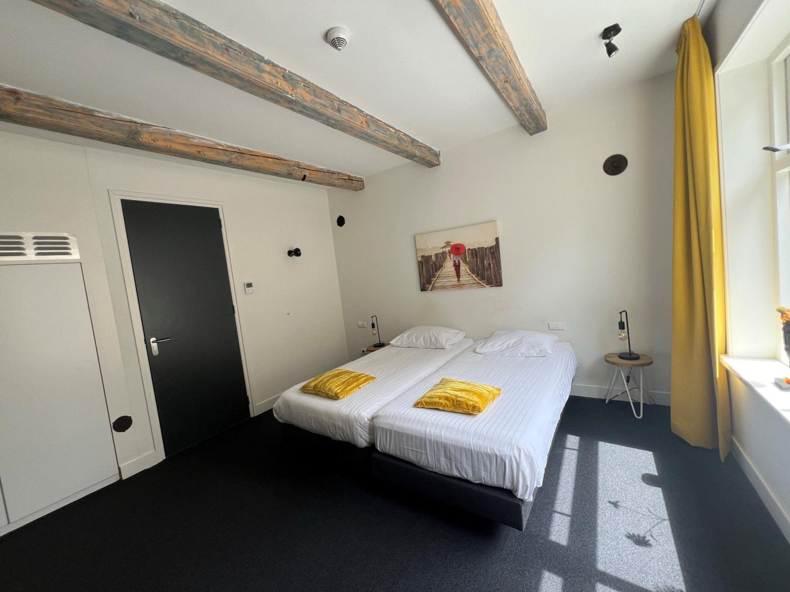 Double or Twin Room with Bathroom