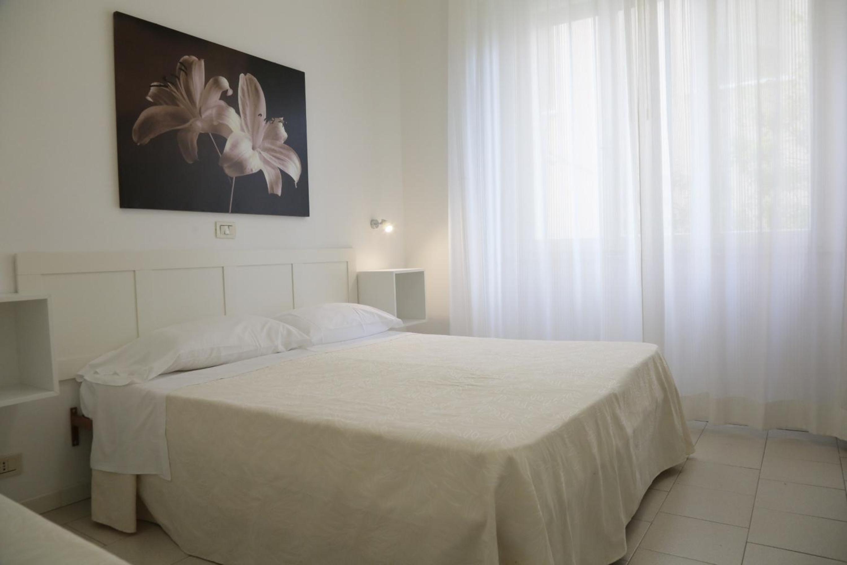 One-Bedroom Apartment with Terrace (5 Adults)