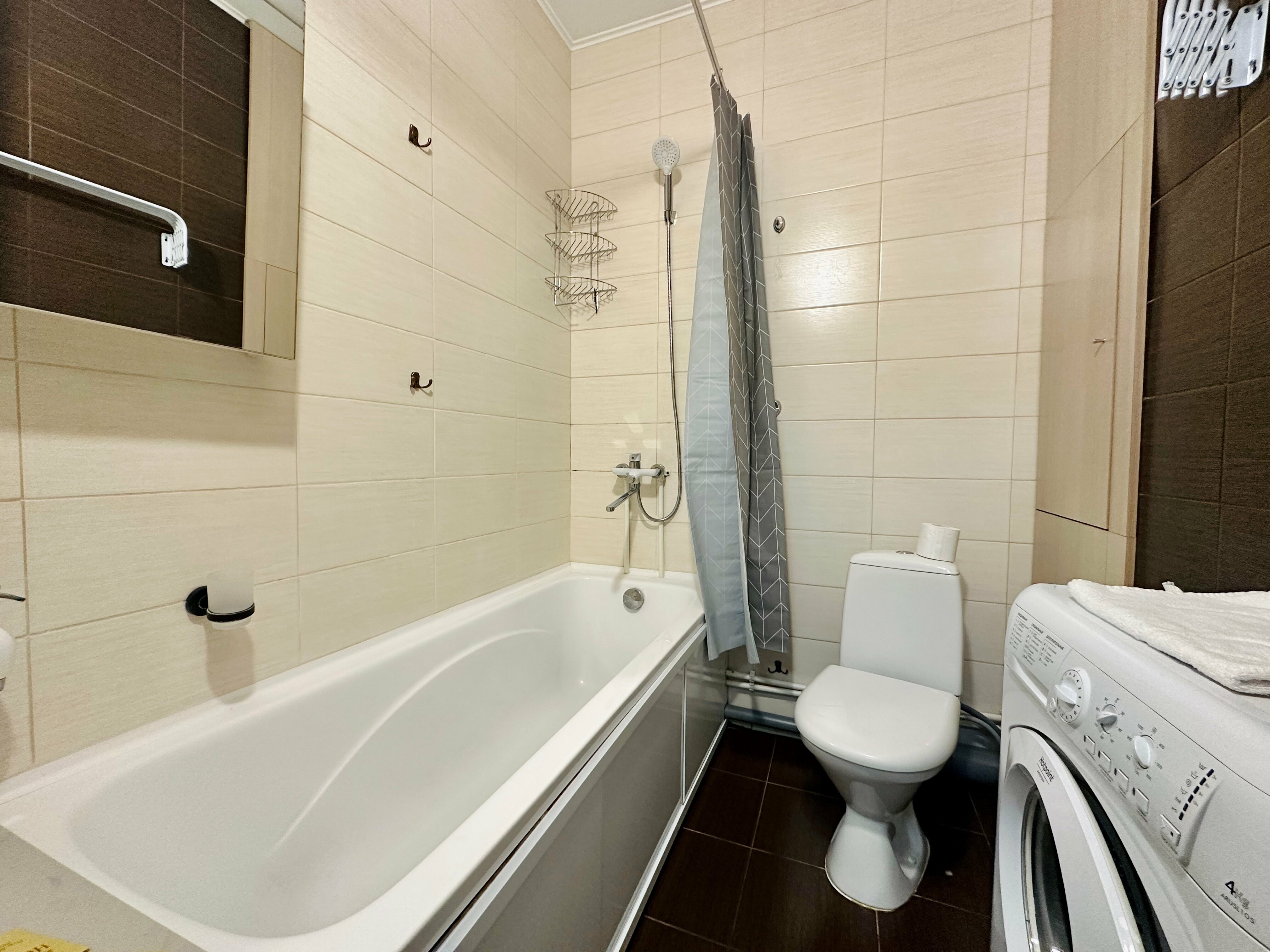 Cемейный номер с собственной ванной комнатой