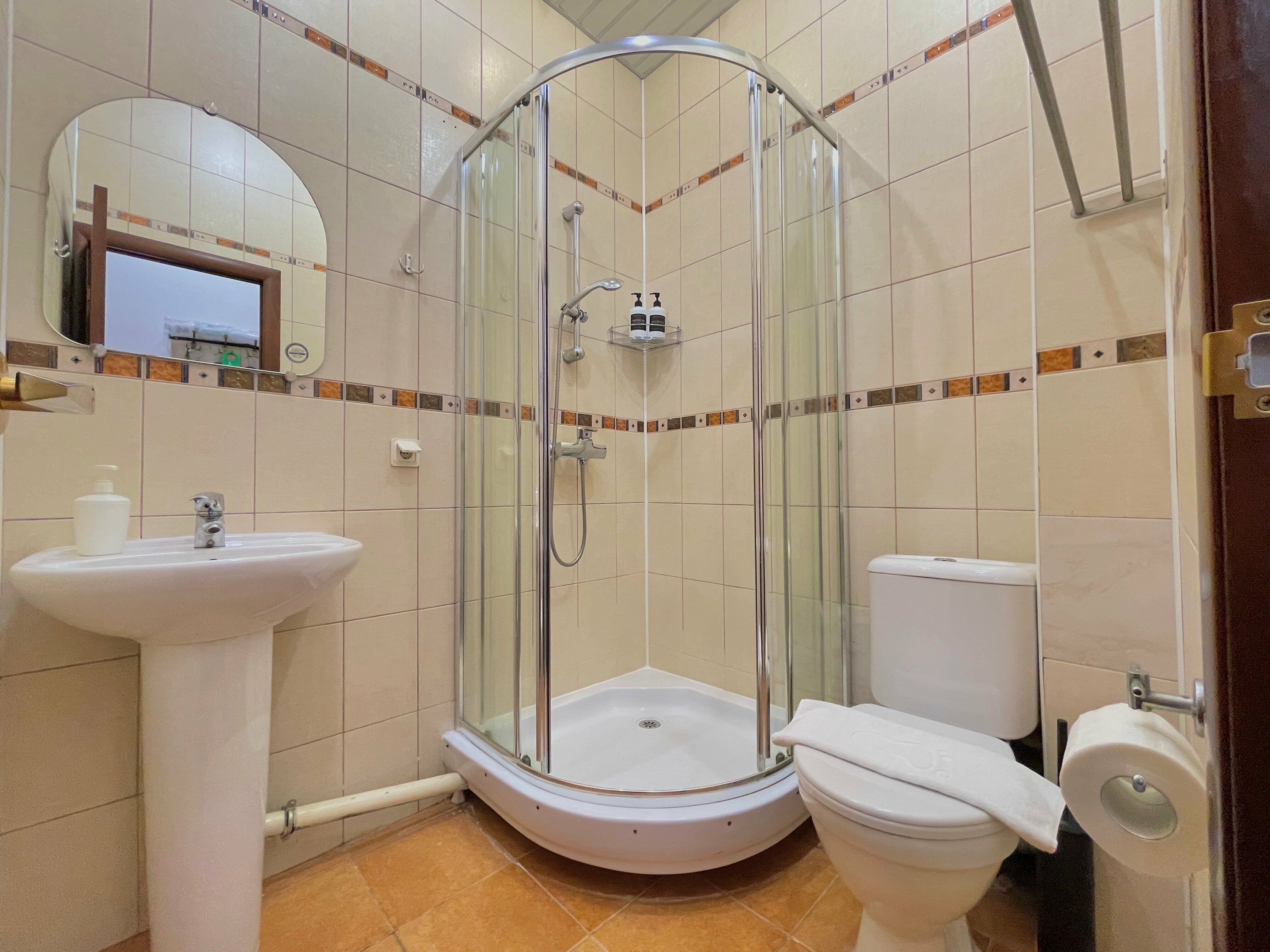 Стандартный трехместный номер