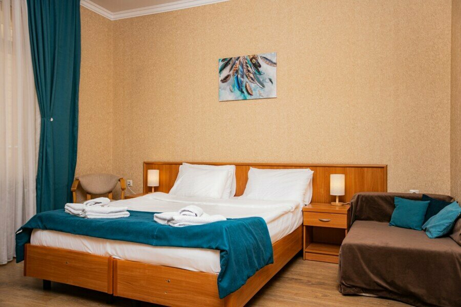 Семейный номер с балконом