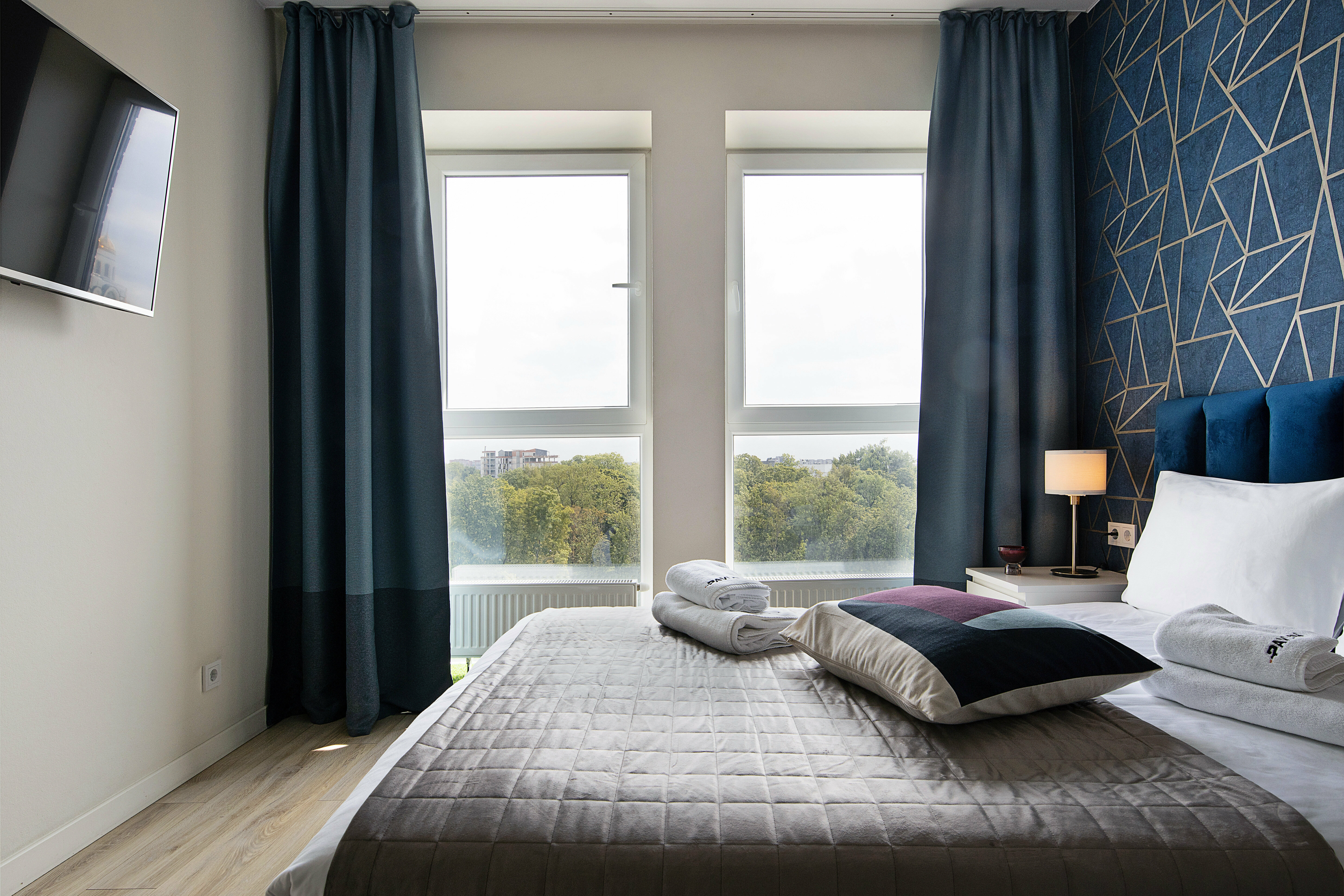 Студия "Синяя" с панорамным видом