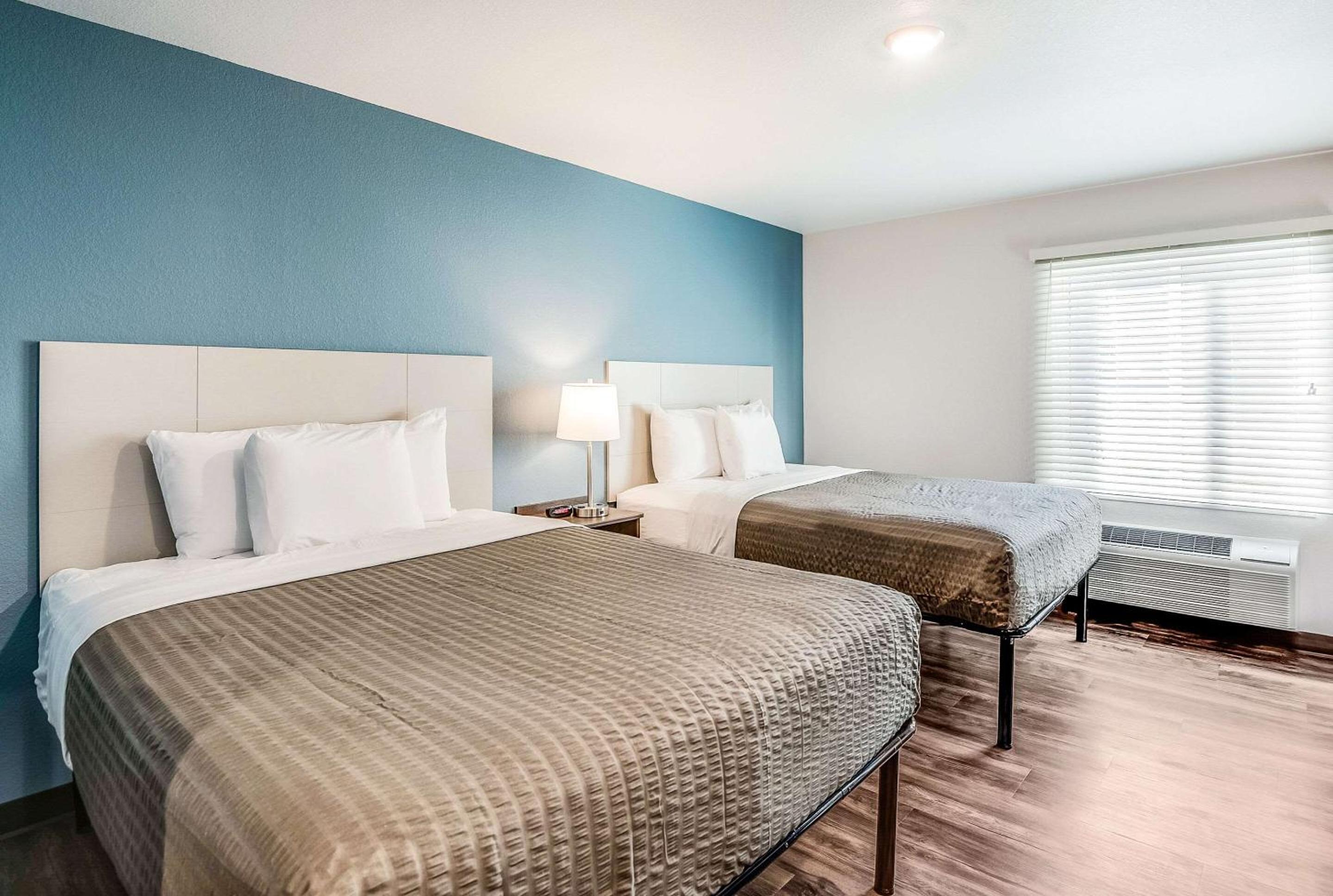 Standard Queen Room with Two Queen Beds - Non-Smoking