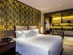 Riverside Retreat - King Bed Room в Banyan Tree Shanghai On The Bund