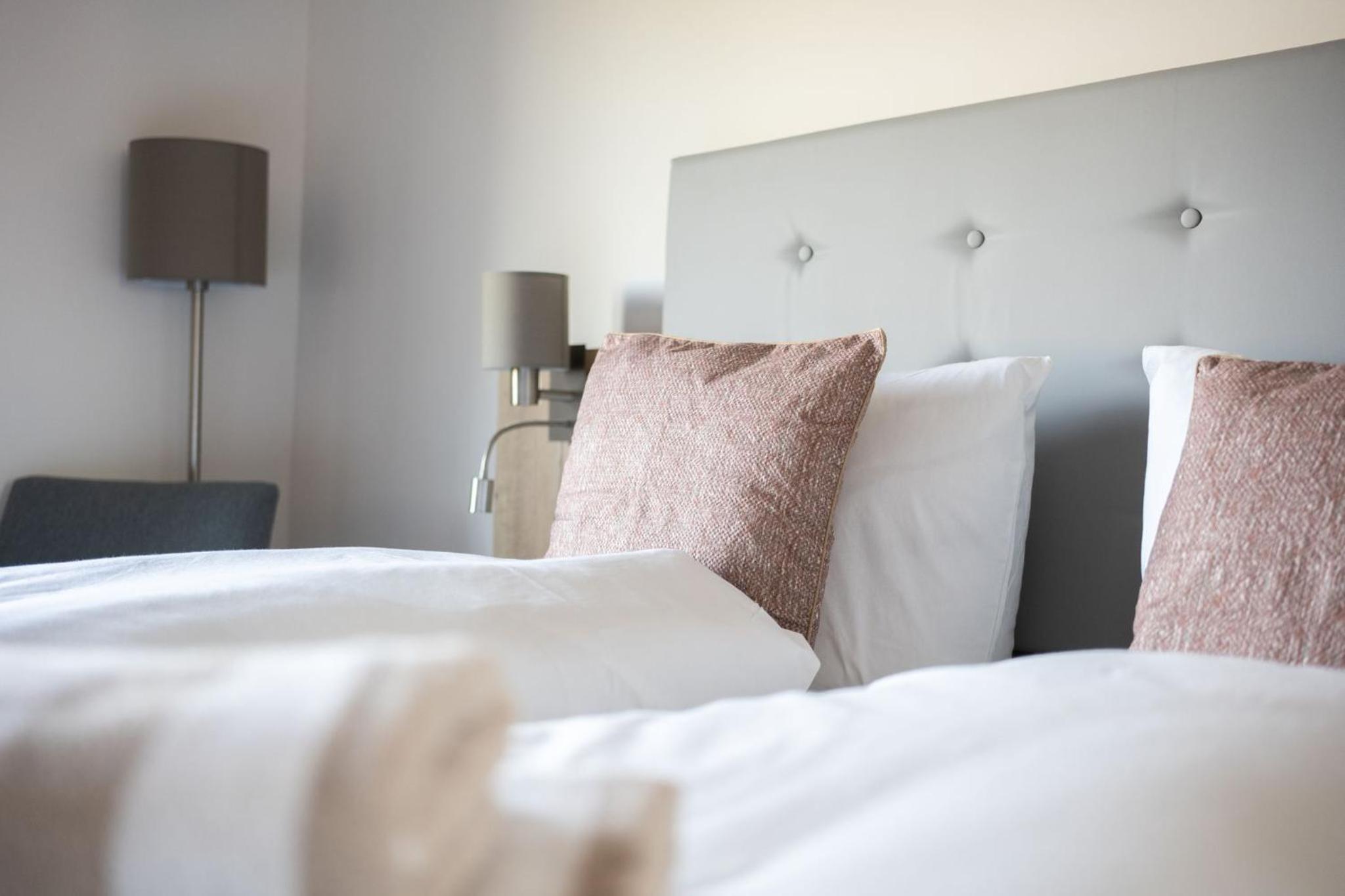 Deluxe Double Room with Shower