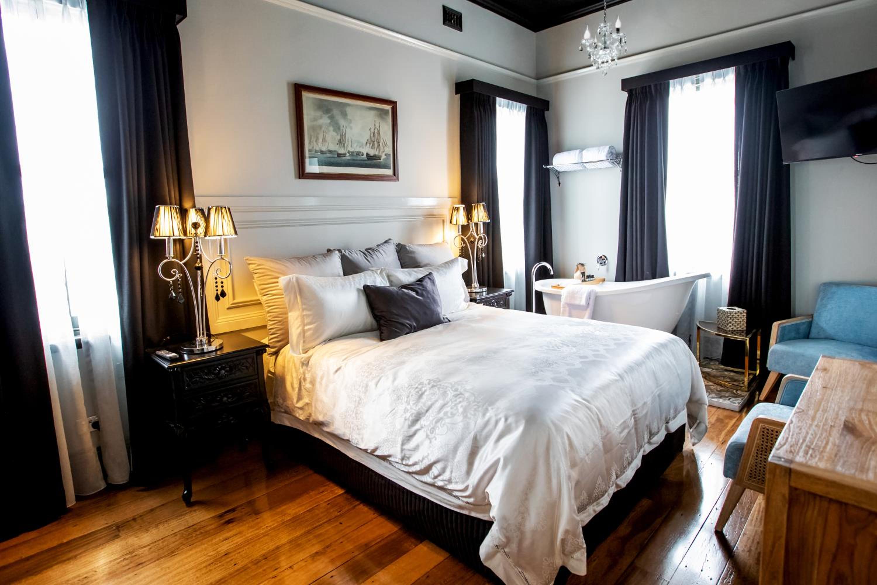 Queen Room with Sea View