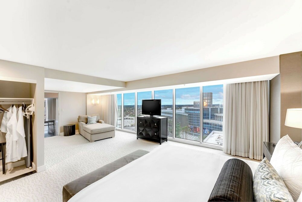 Presidential Suite, Multiple Beds