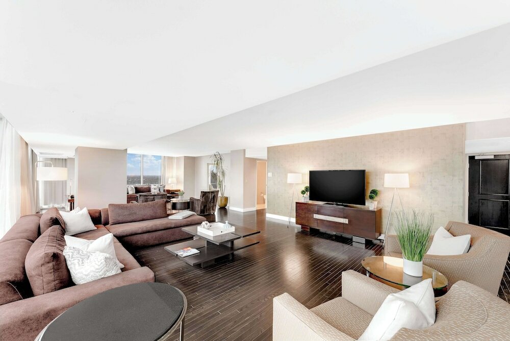 Presidential Suite, Multiple Beds