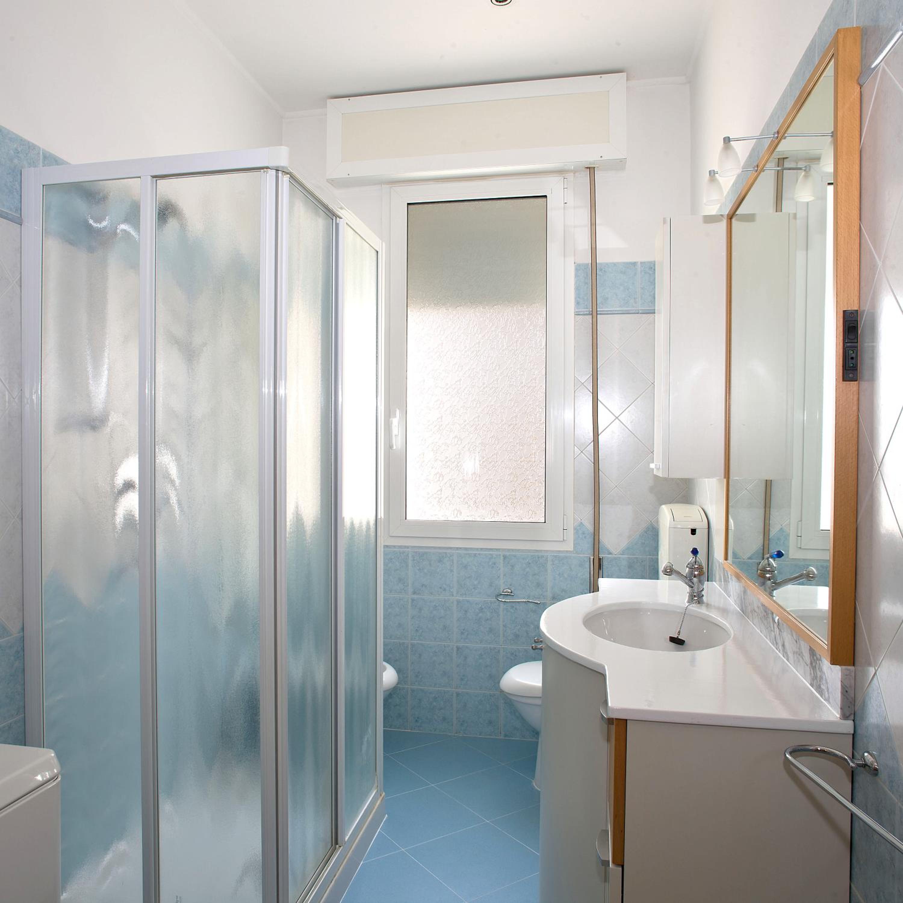 One-Bedroom Apartment - Yellow