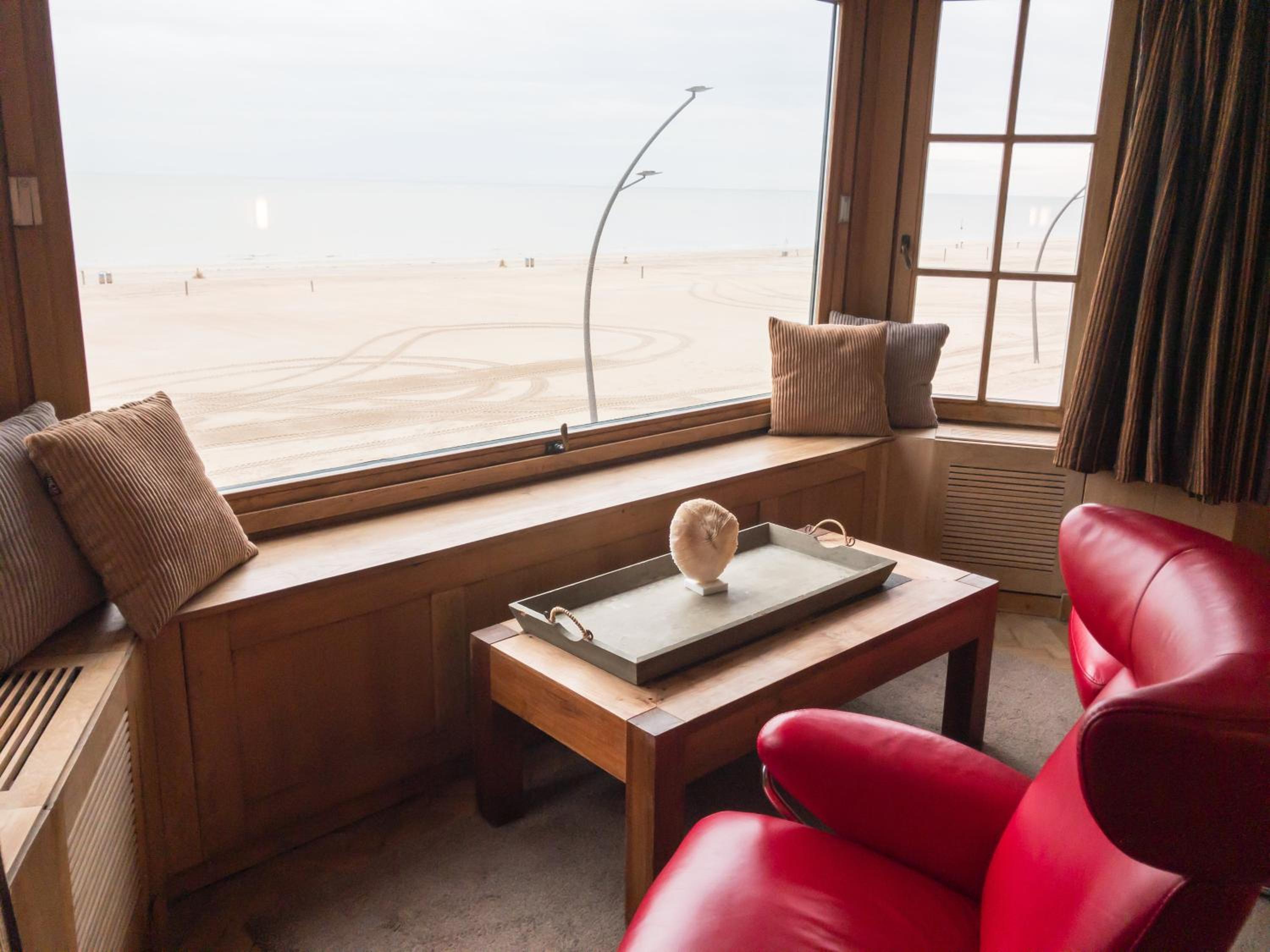 Deluxe Twin Room with Sea View