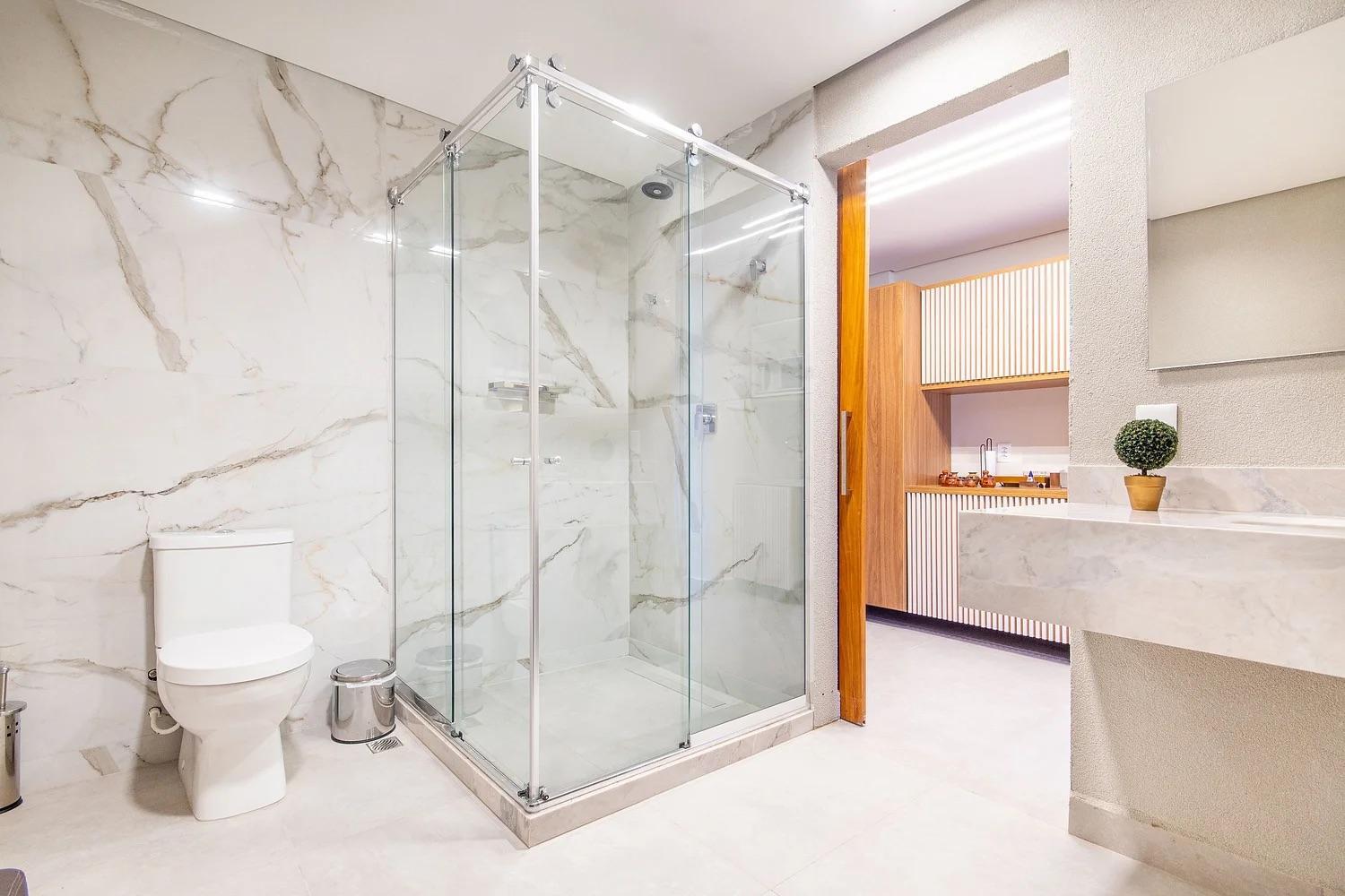 Deluxe Room (2 Adults + 1 Child)