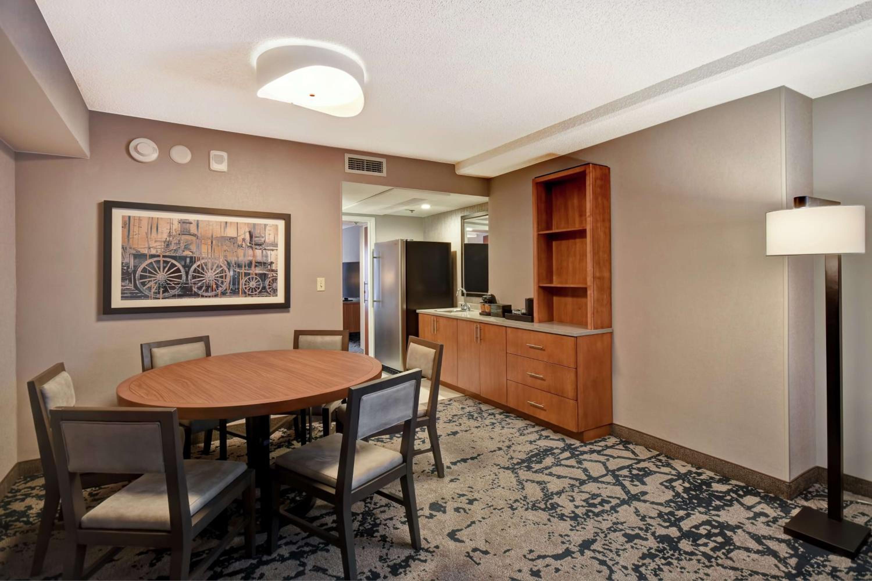 Two-Bedroom King Suite