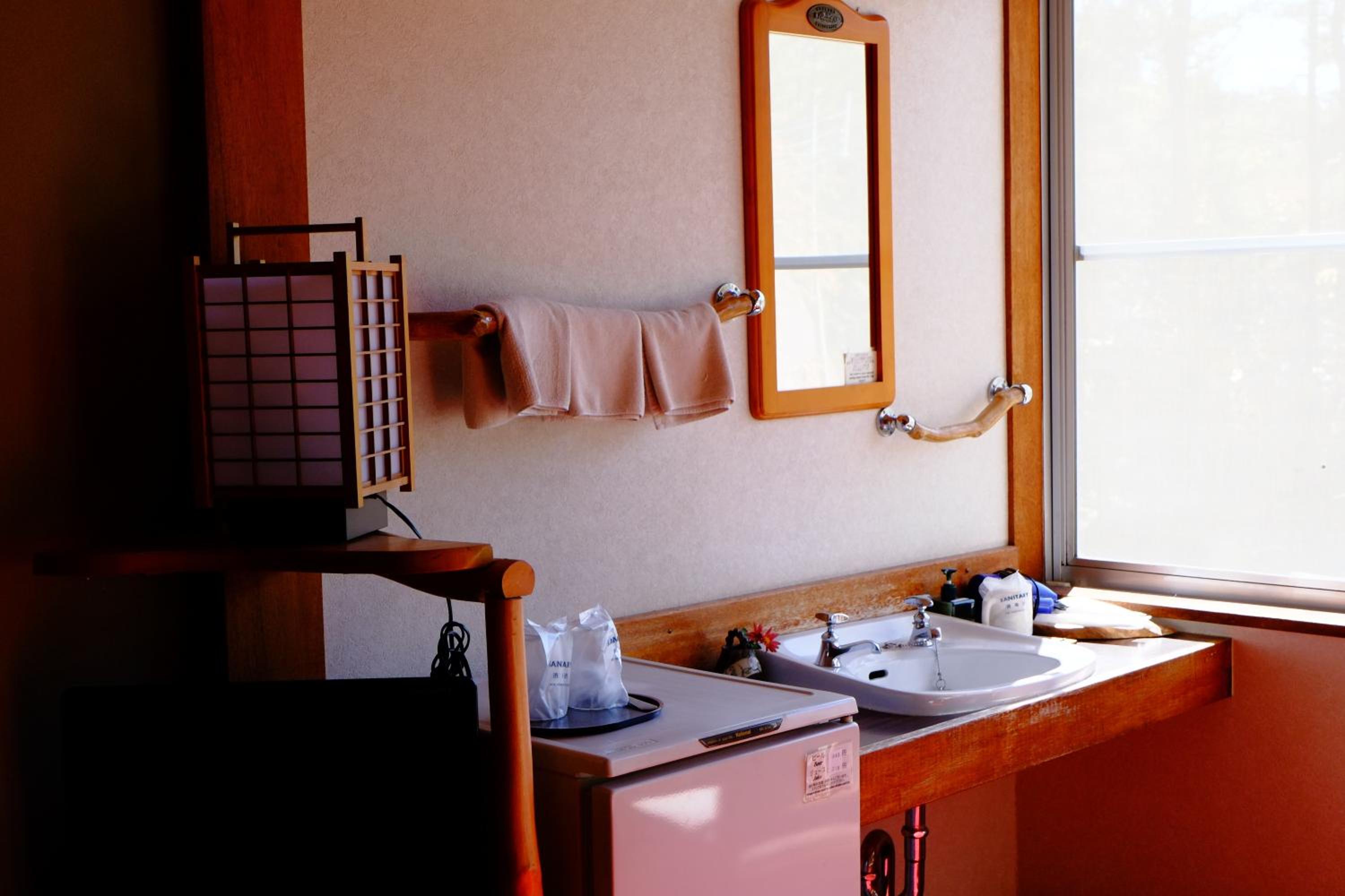 Japanese-Style Twin Room with Shared Bathroom