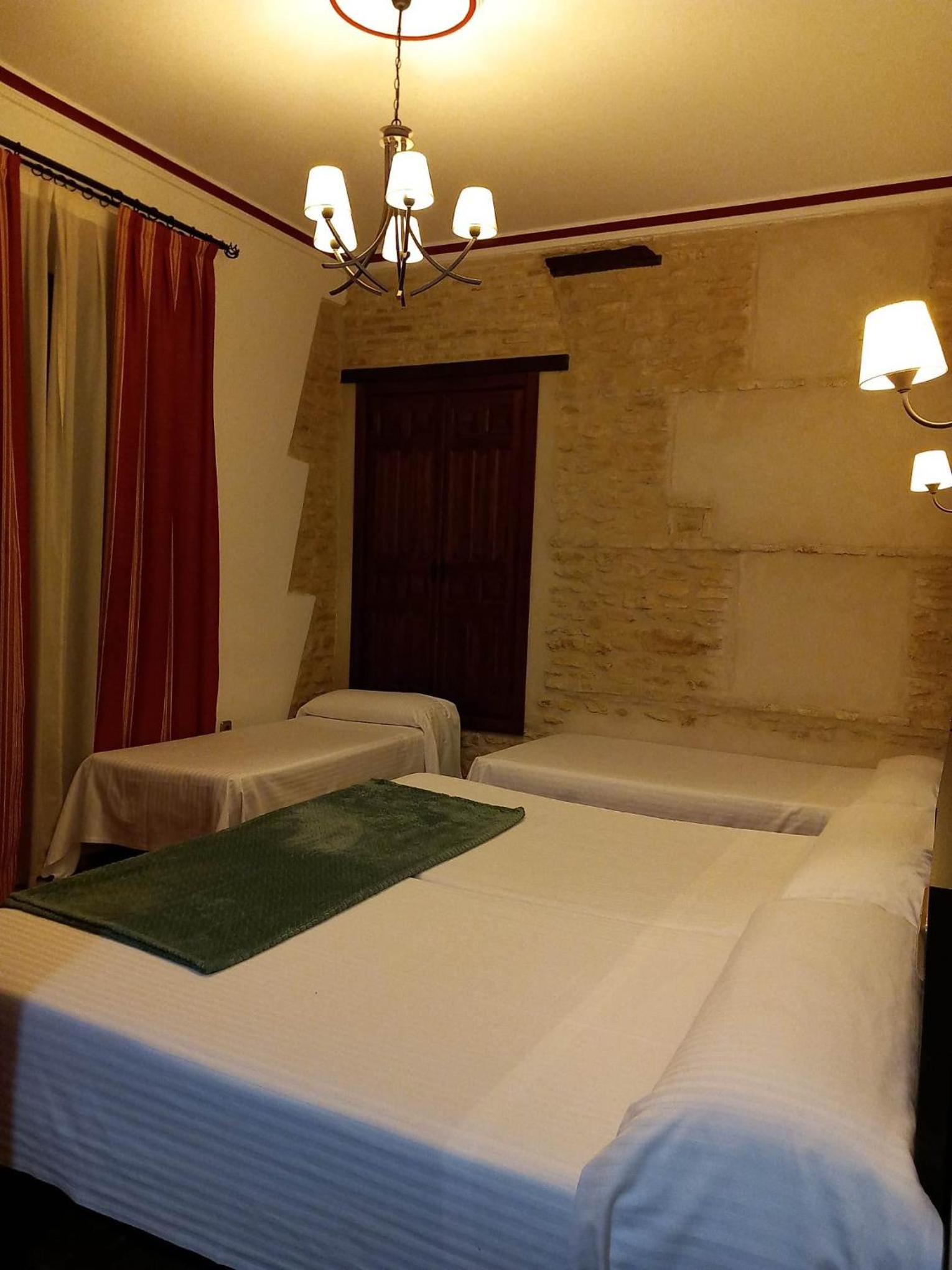 Classic Quadruple Room