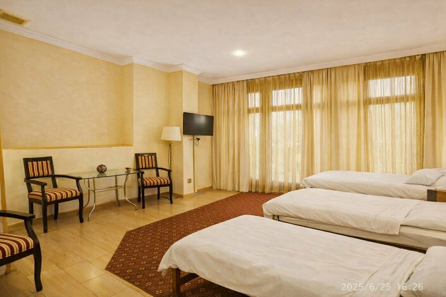 Стандартный четырехместный номер