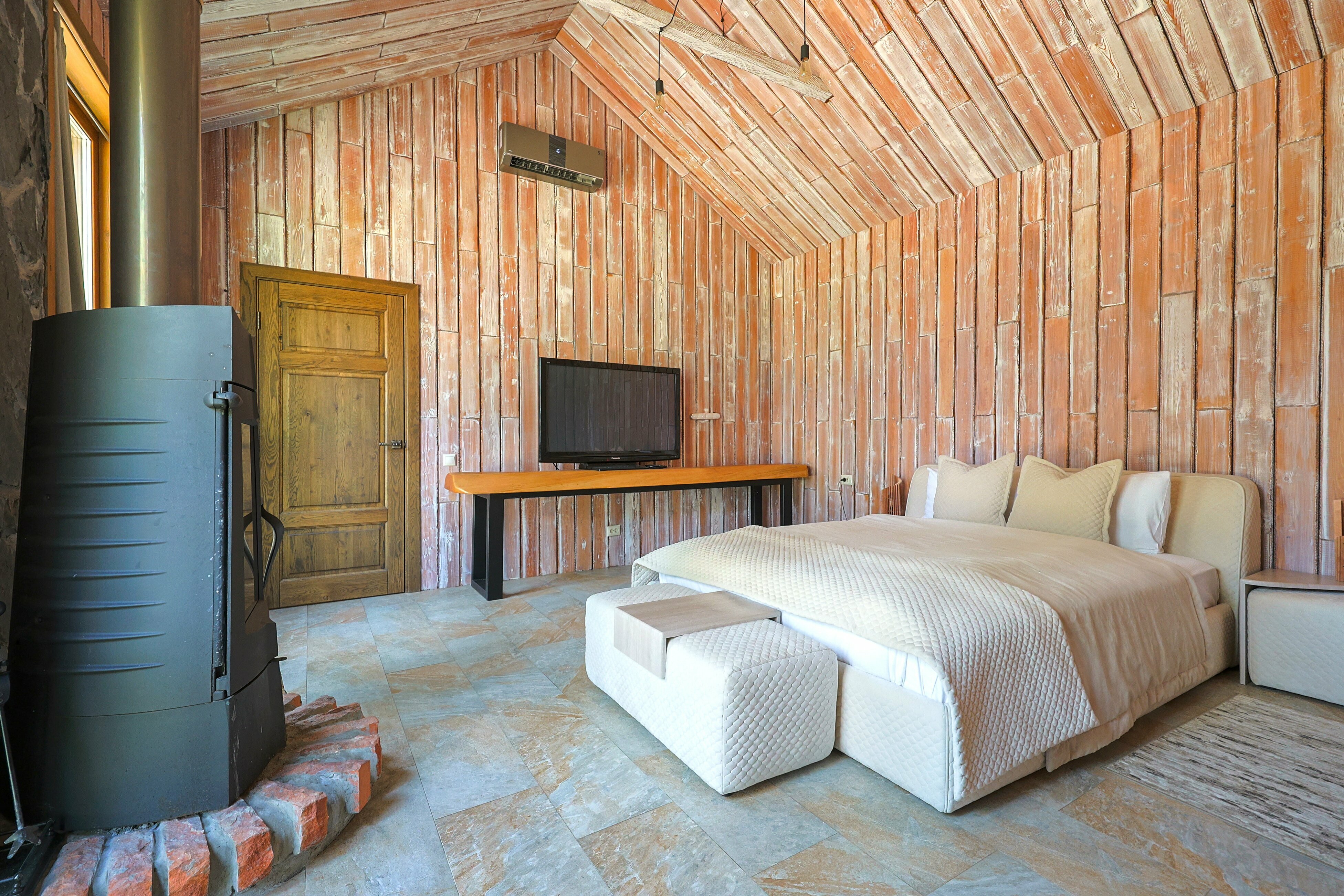 Коттедж с видом на озеро