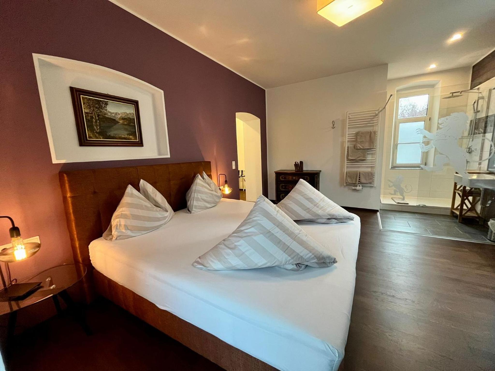 Apartment with Garden View