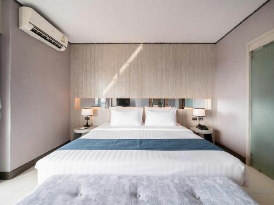 One-Bedroom Suite