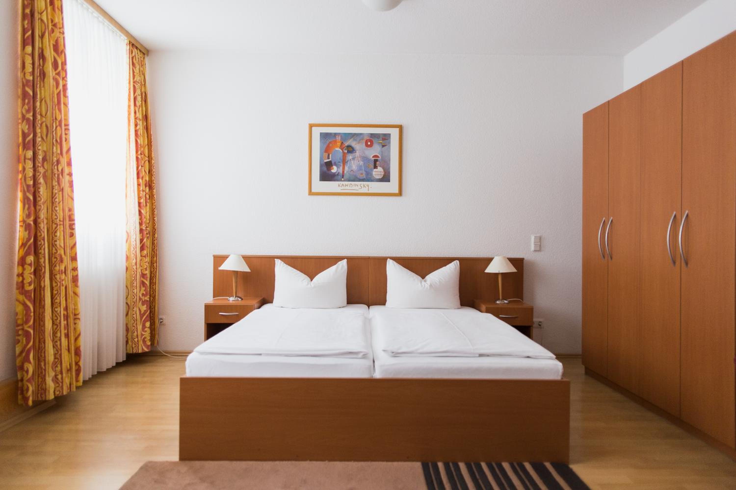 Apartment (2 Adults)