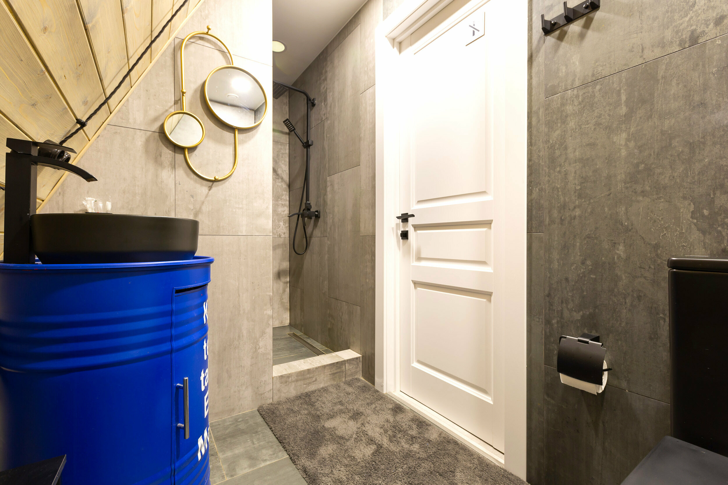 Коттедж с видом на лес