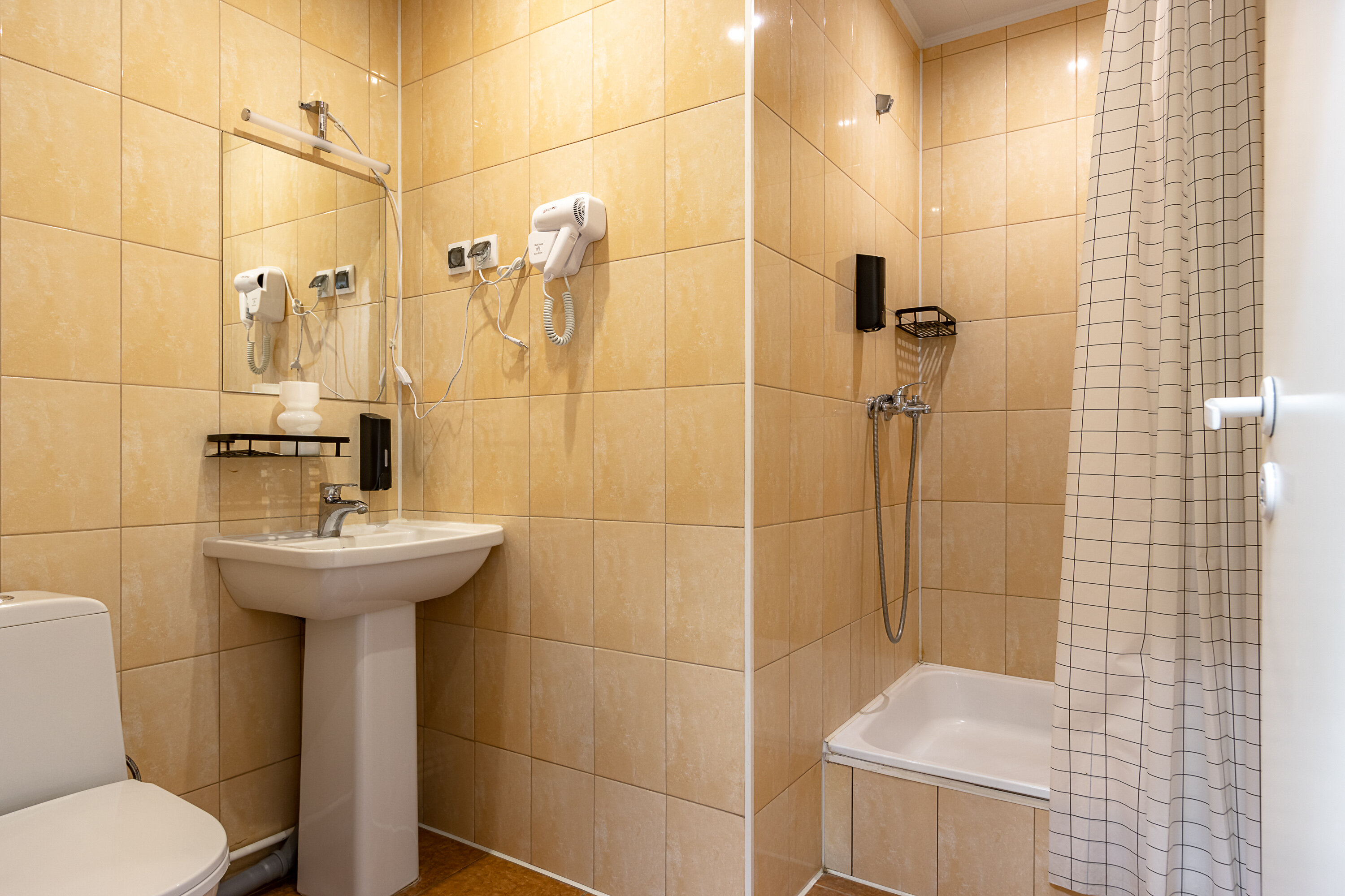 Номер Делюкс