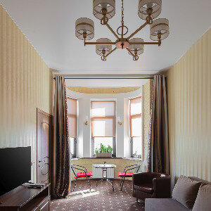 Двухкомнатный номер с эркером и душем