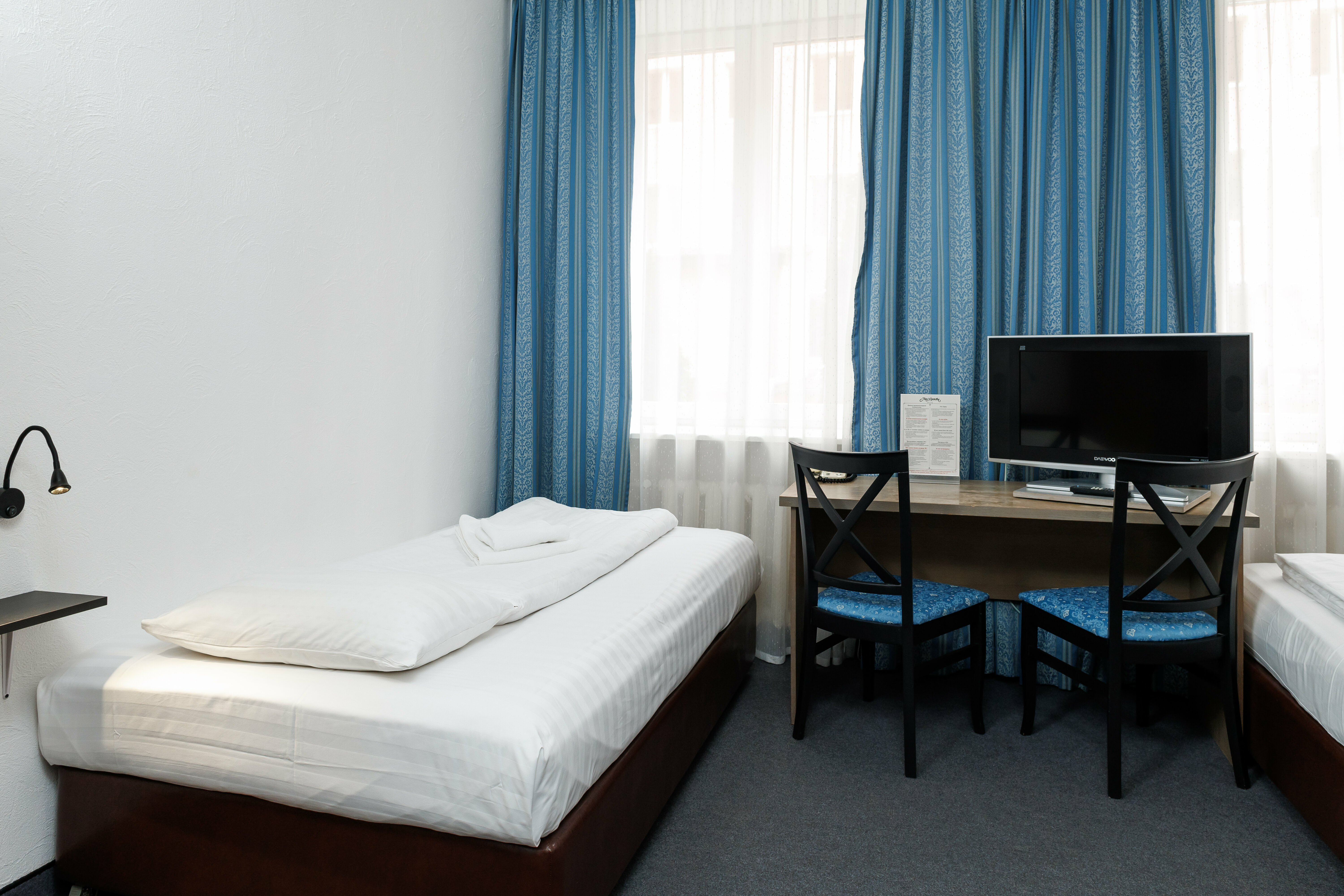 Трехместный номер с раздельными кроватями