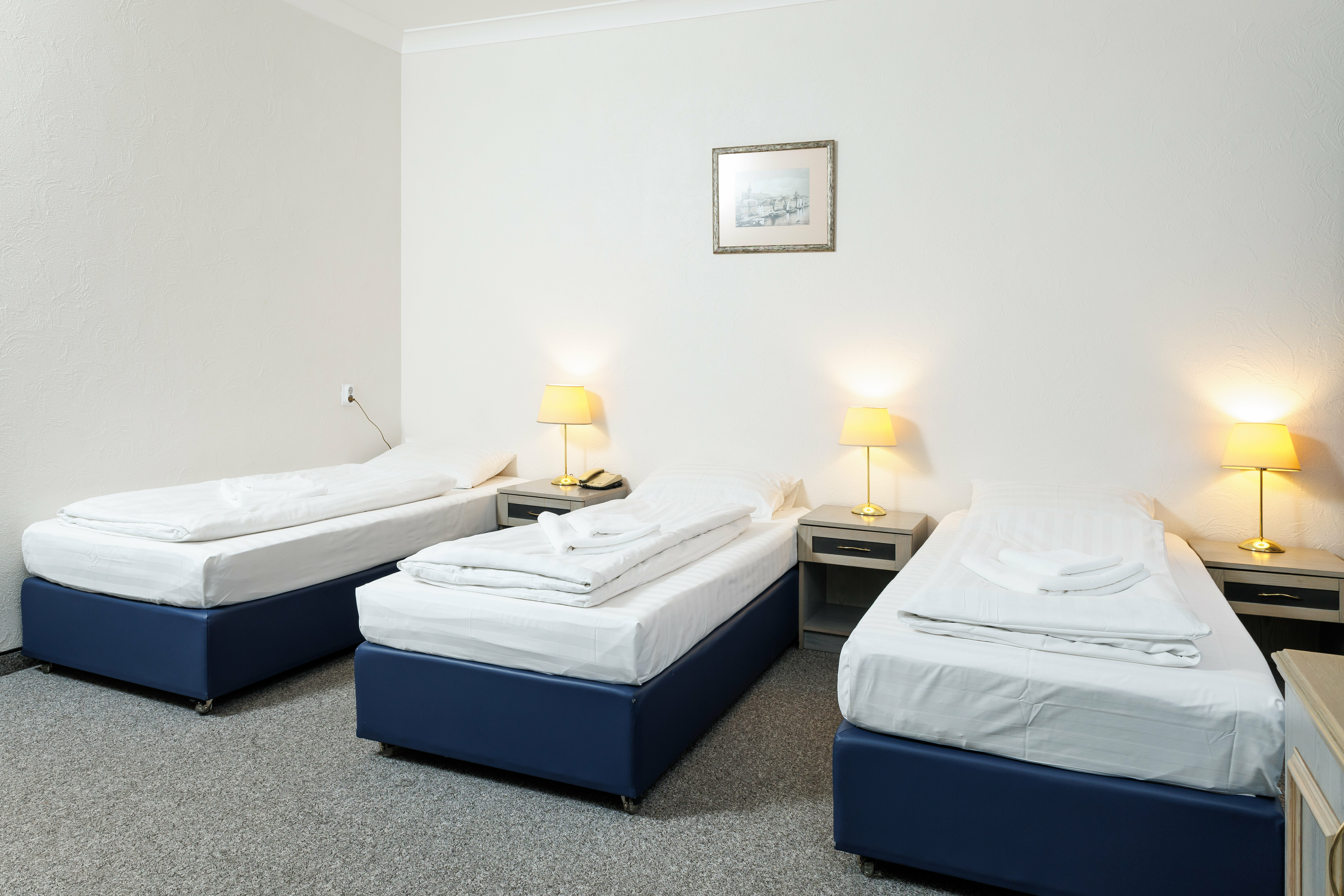 Cемейный номер с собственной ванной комнатой