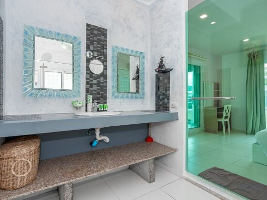 Penthouse 2-Bedroom Suite With Sea View