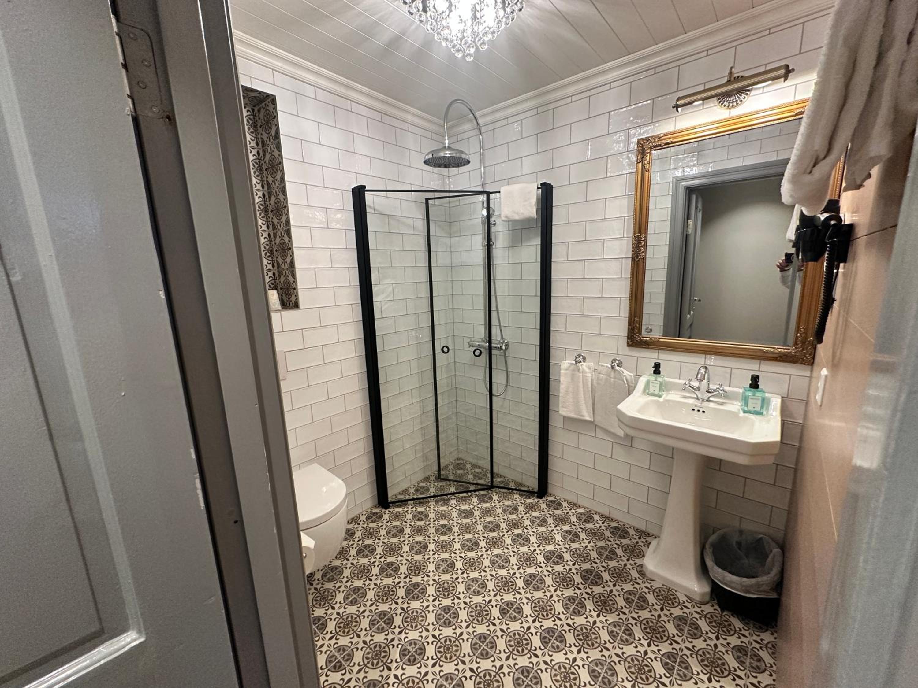 Hictoric Room with Balcony and Fjord View 