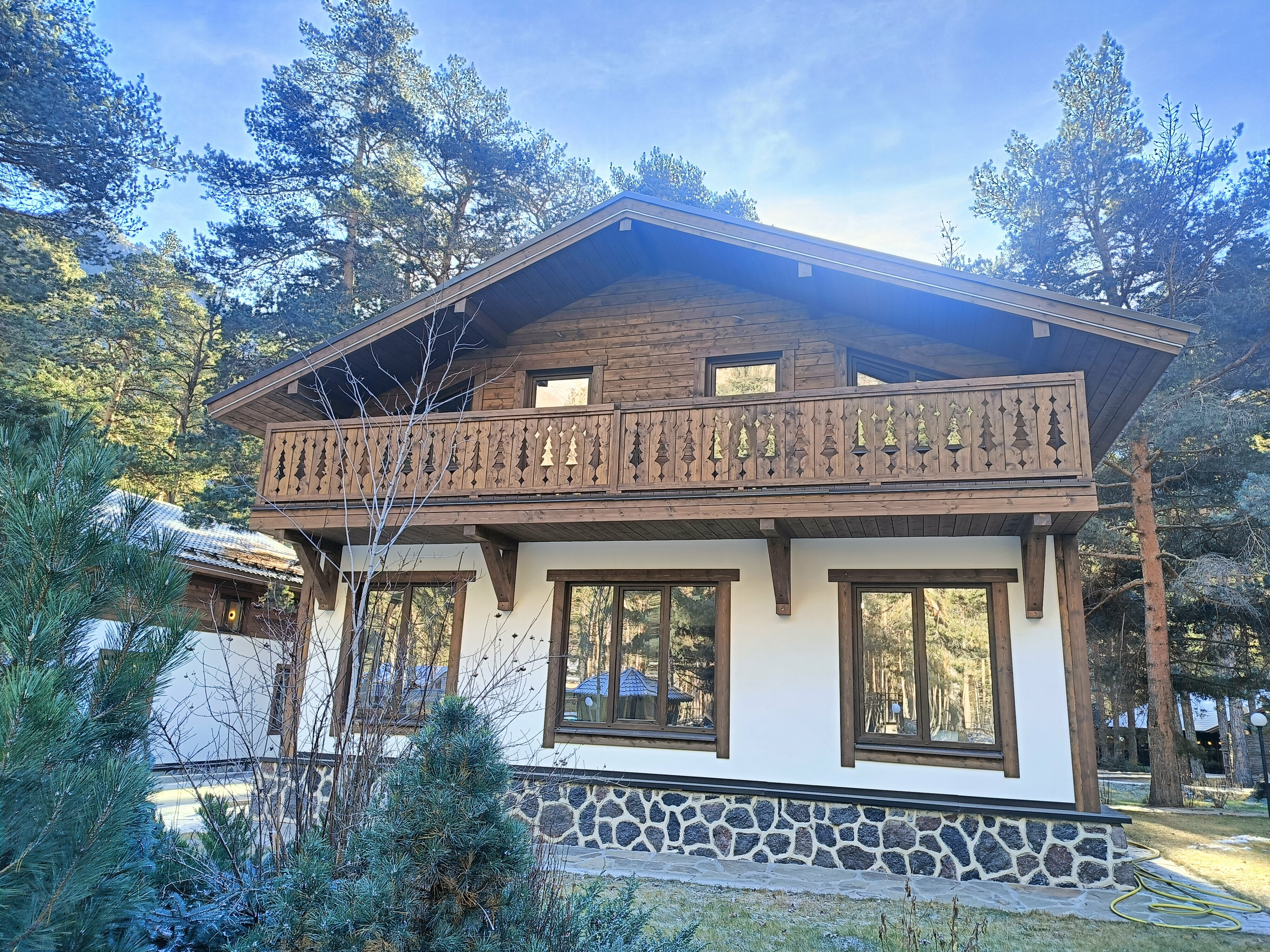 Шале семиместный двухэтажный 160 кв.м.