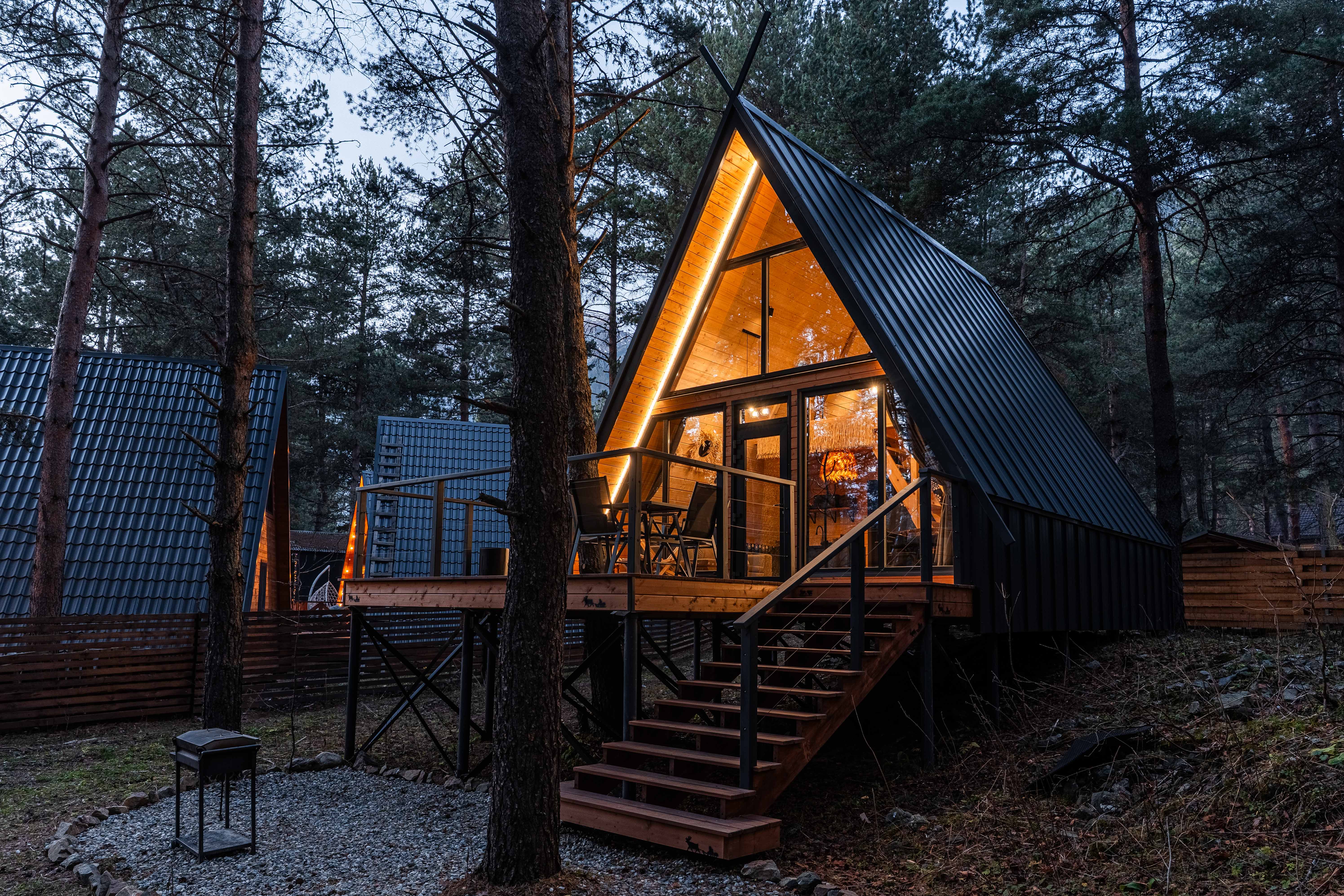 Чум Средний на высоких сваях