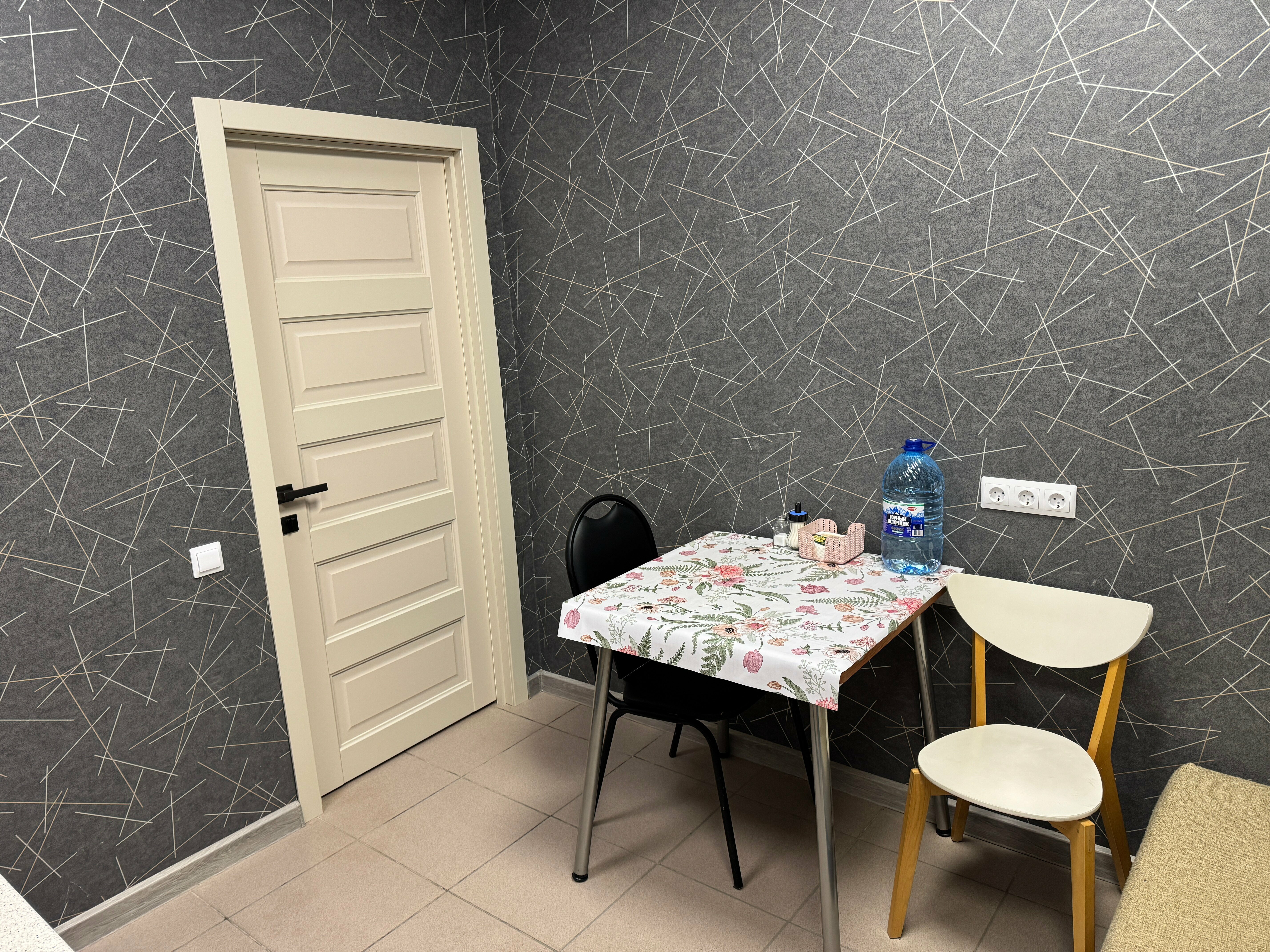 Одноместный с диваном, кухня + душ