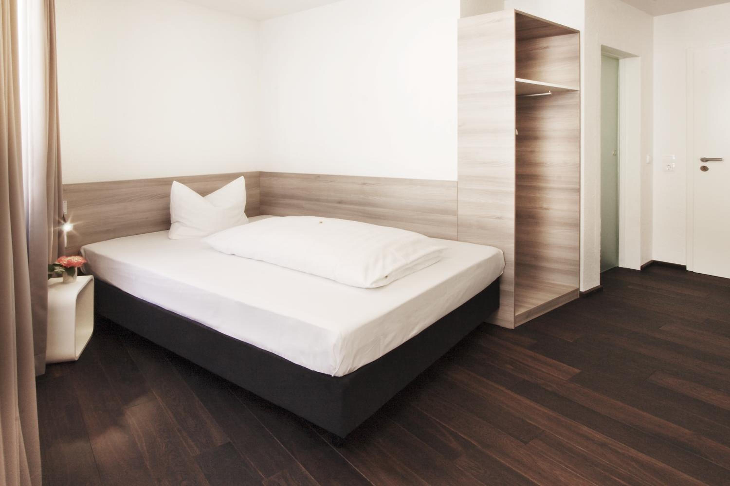 Business Single Room