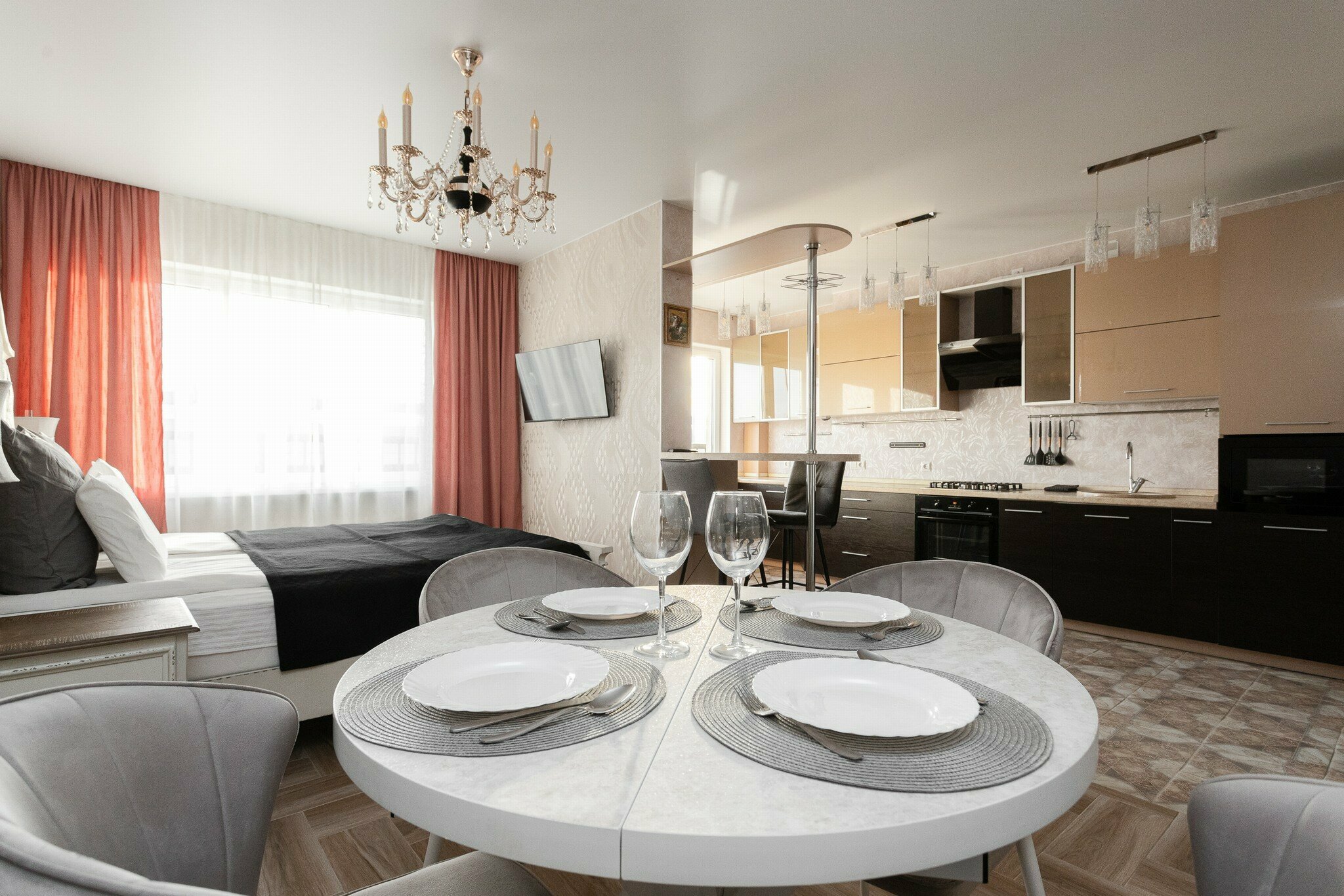 Апартаменты 2к №19: г. Калининград, ул. Октябрьская, д. 57, 2 этаж из 8, 70 м2