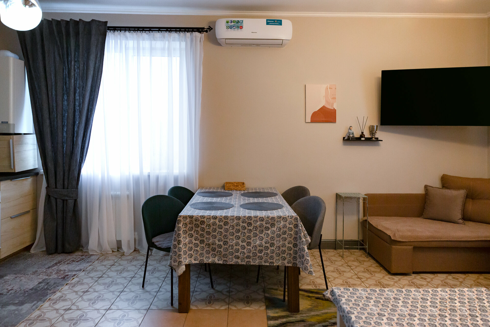 Коттедж с балконом