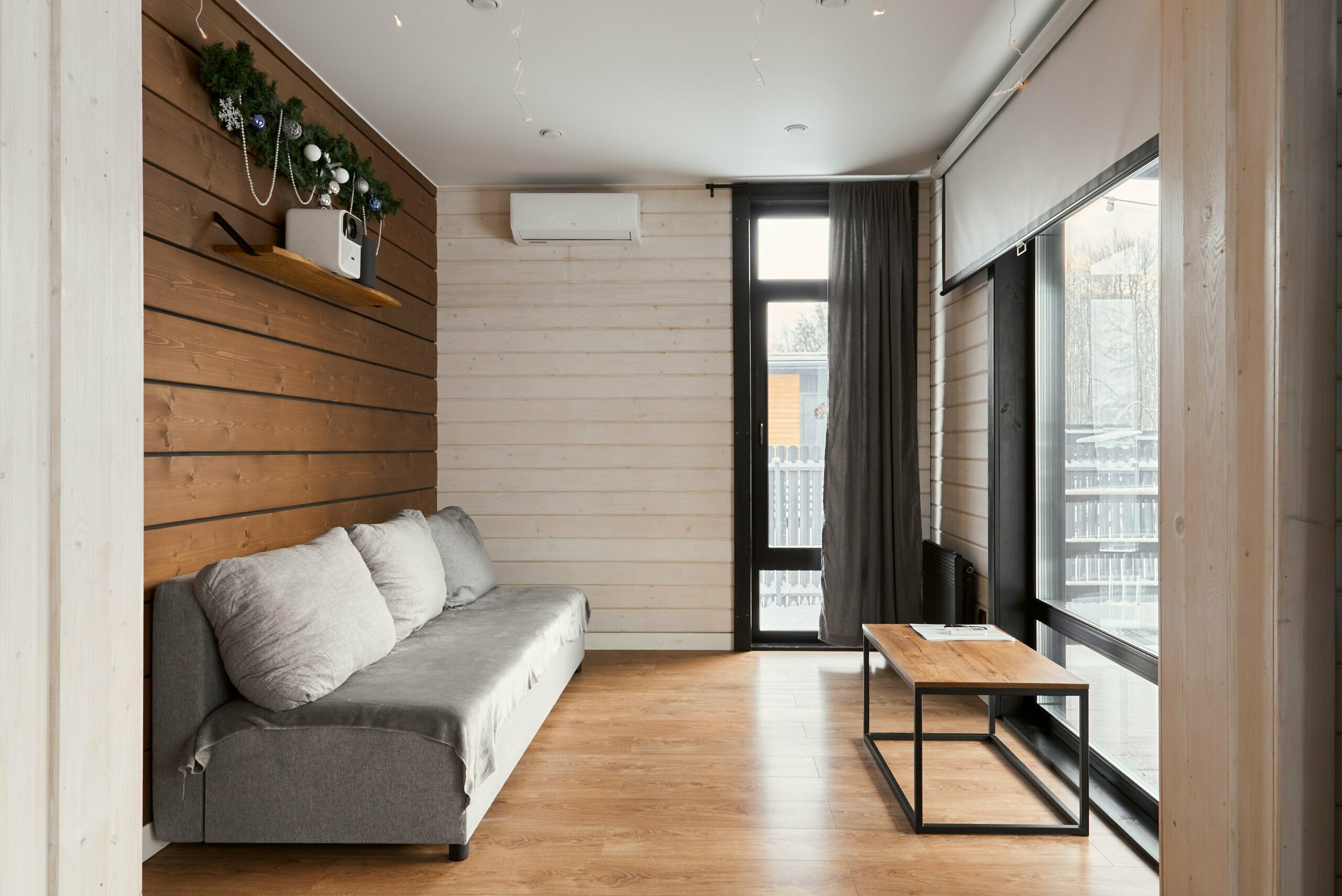 Коттедж с двумя спальнями чаном и баней (растопка чана и бани не включена в стоимость)