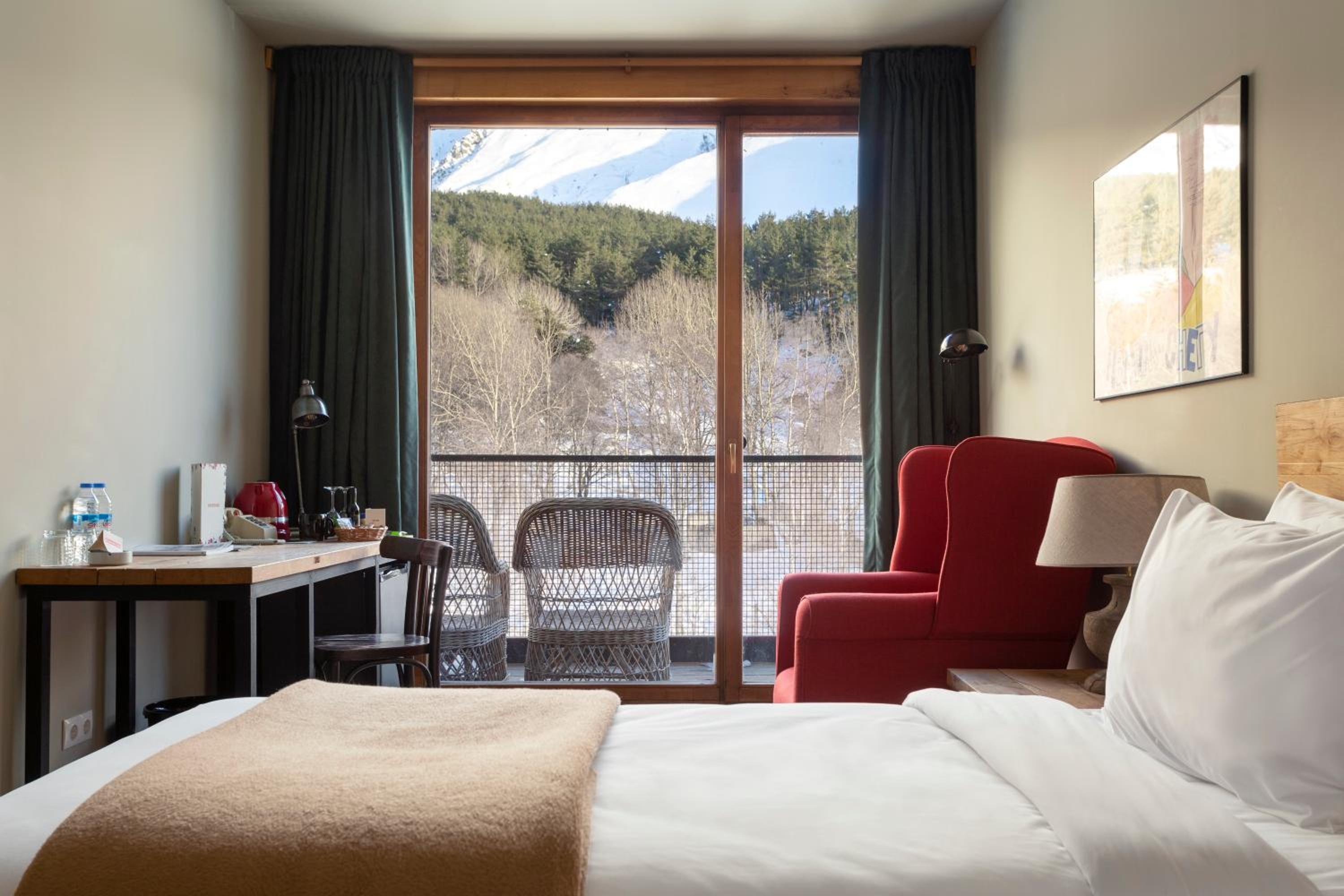 Twin Room with Forest View