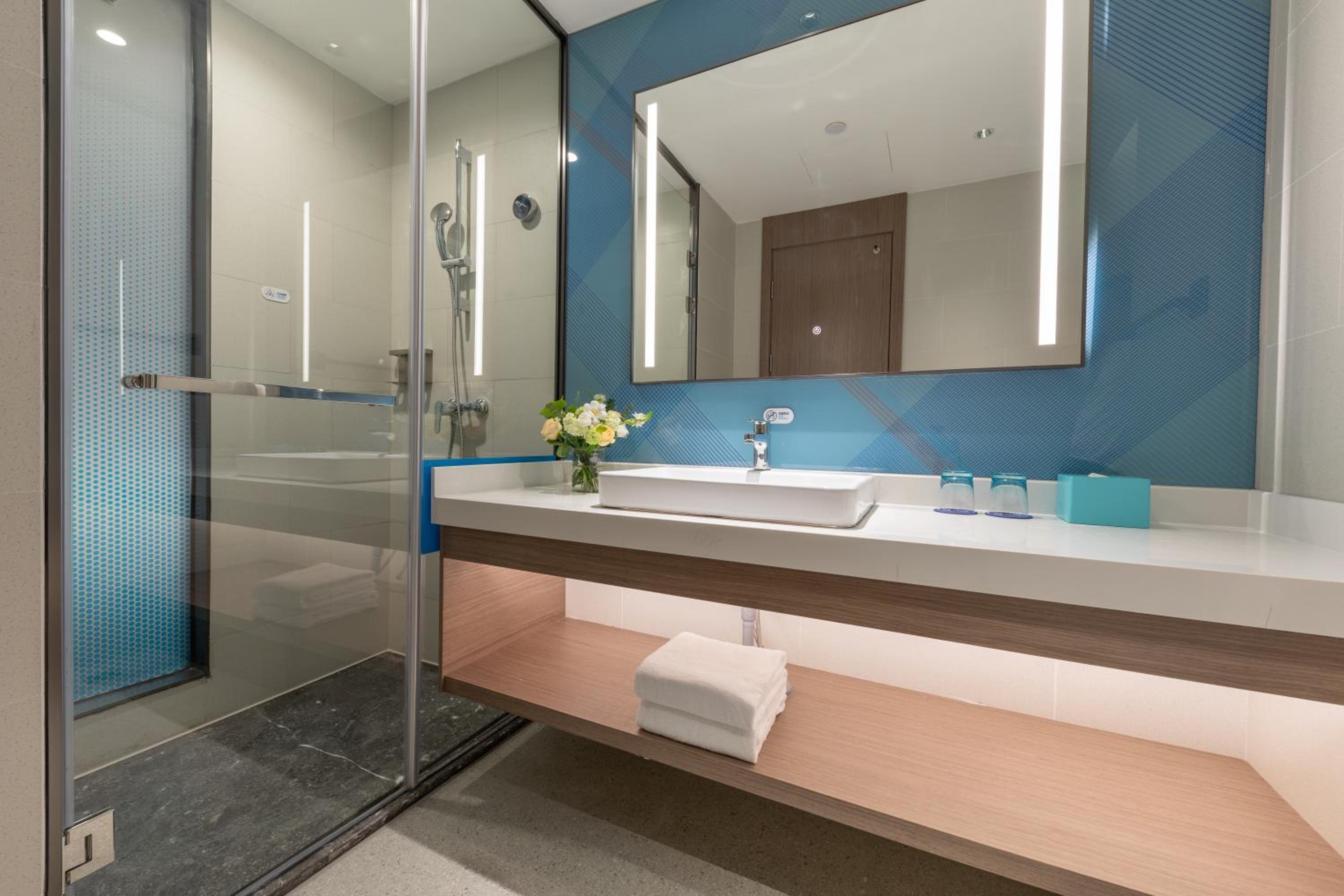 Standard King Room - High Floor