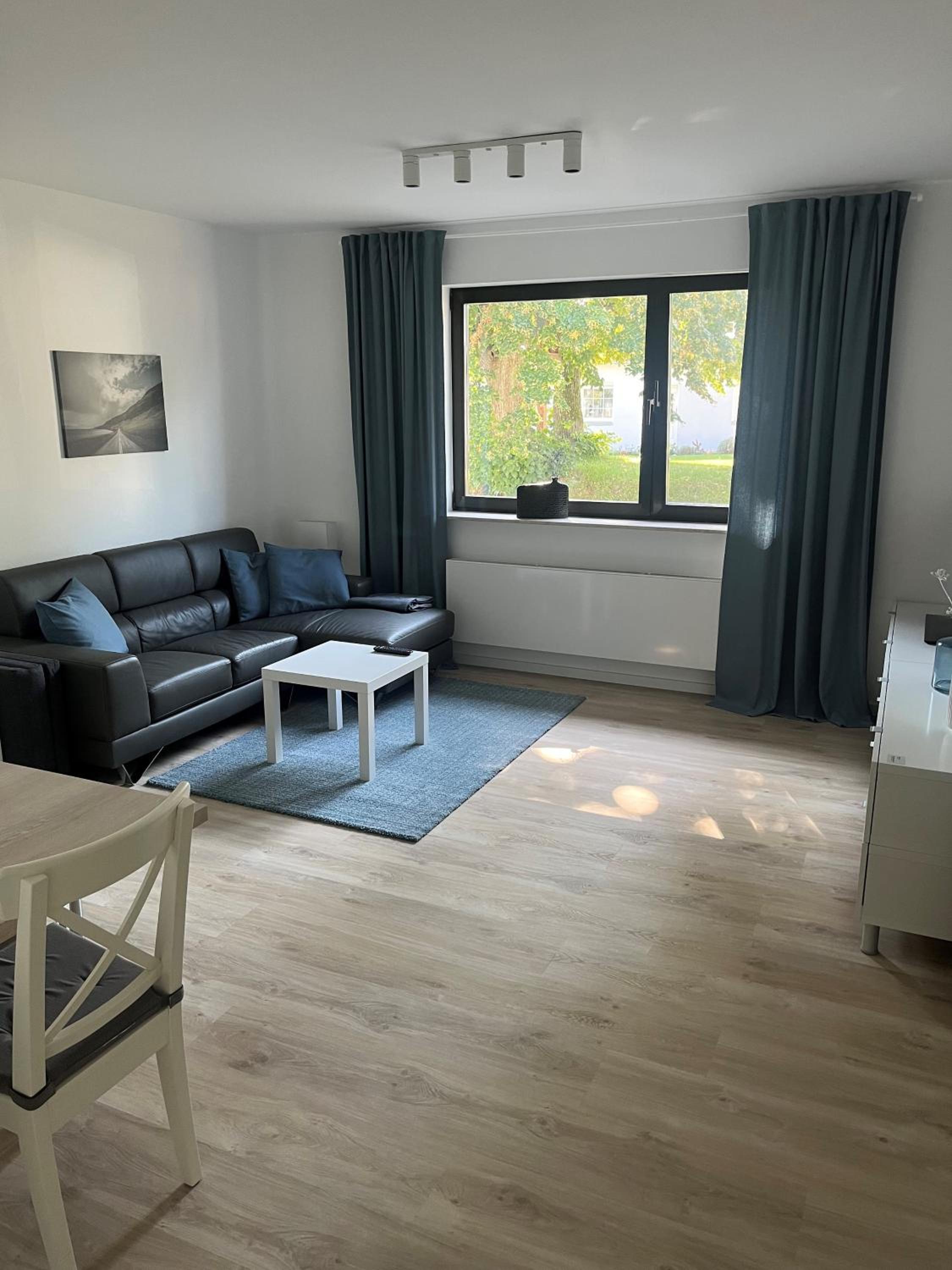 One-Bedroom Apartment (Annex)