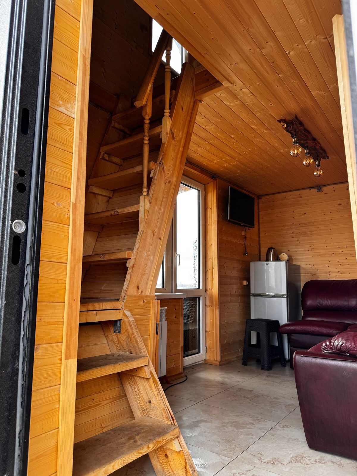 Дом с видом на озеро