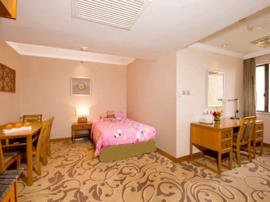 Family Friendly Suite - with View