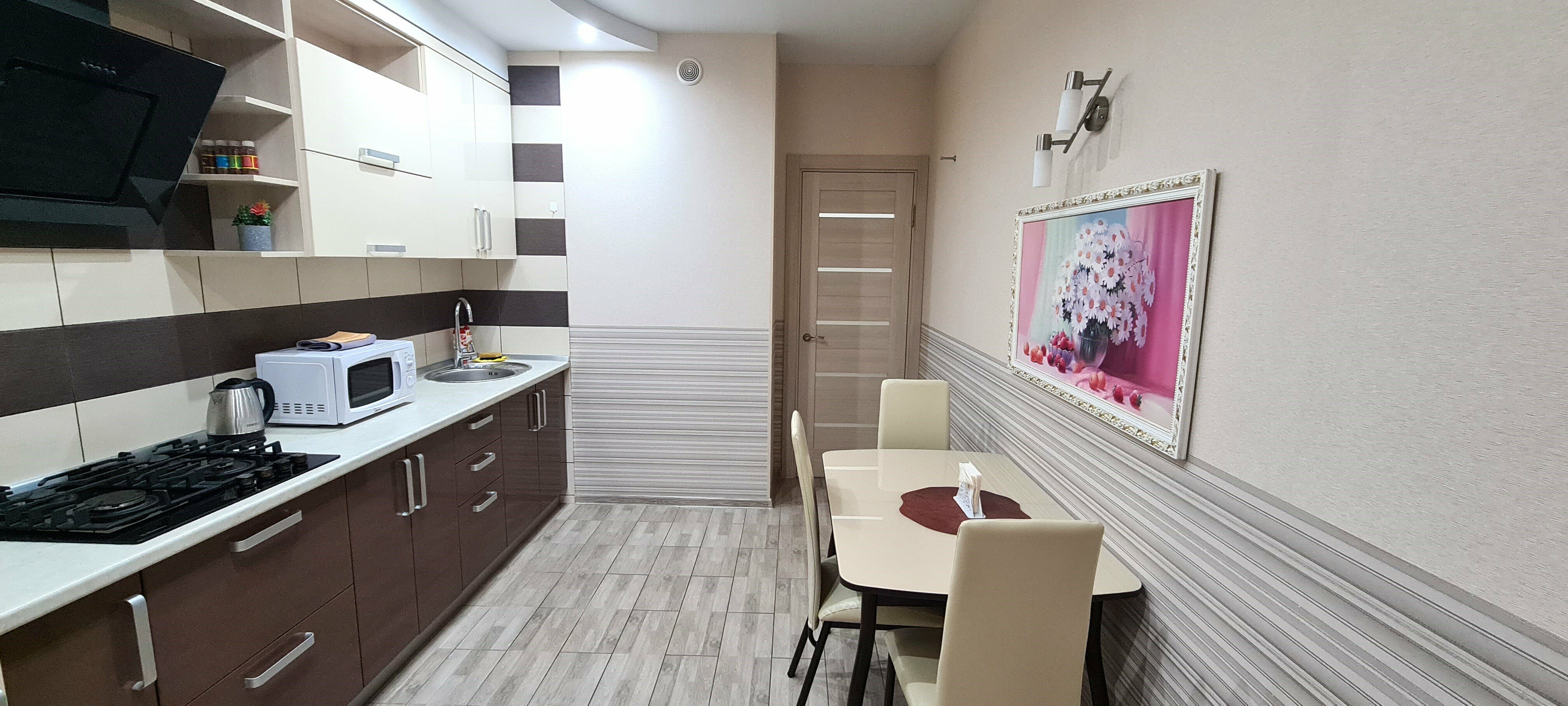 Апартаменты  с кухней с балконом с видом на море и Парк Победы