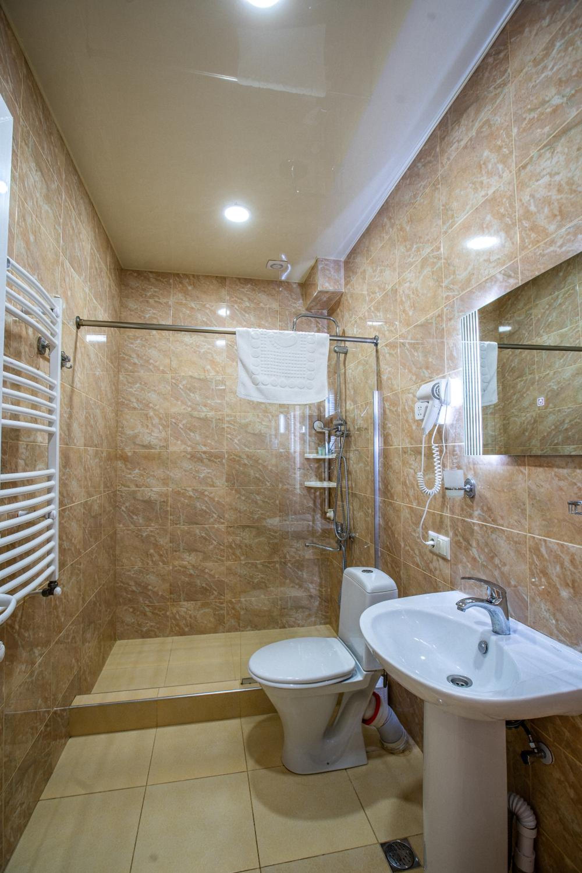 Double Room With Private Bathroom