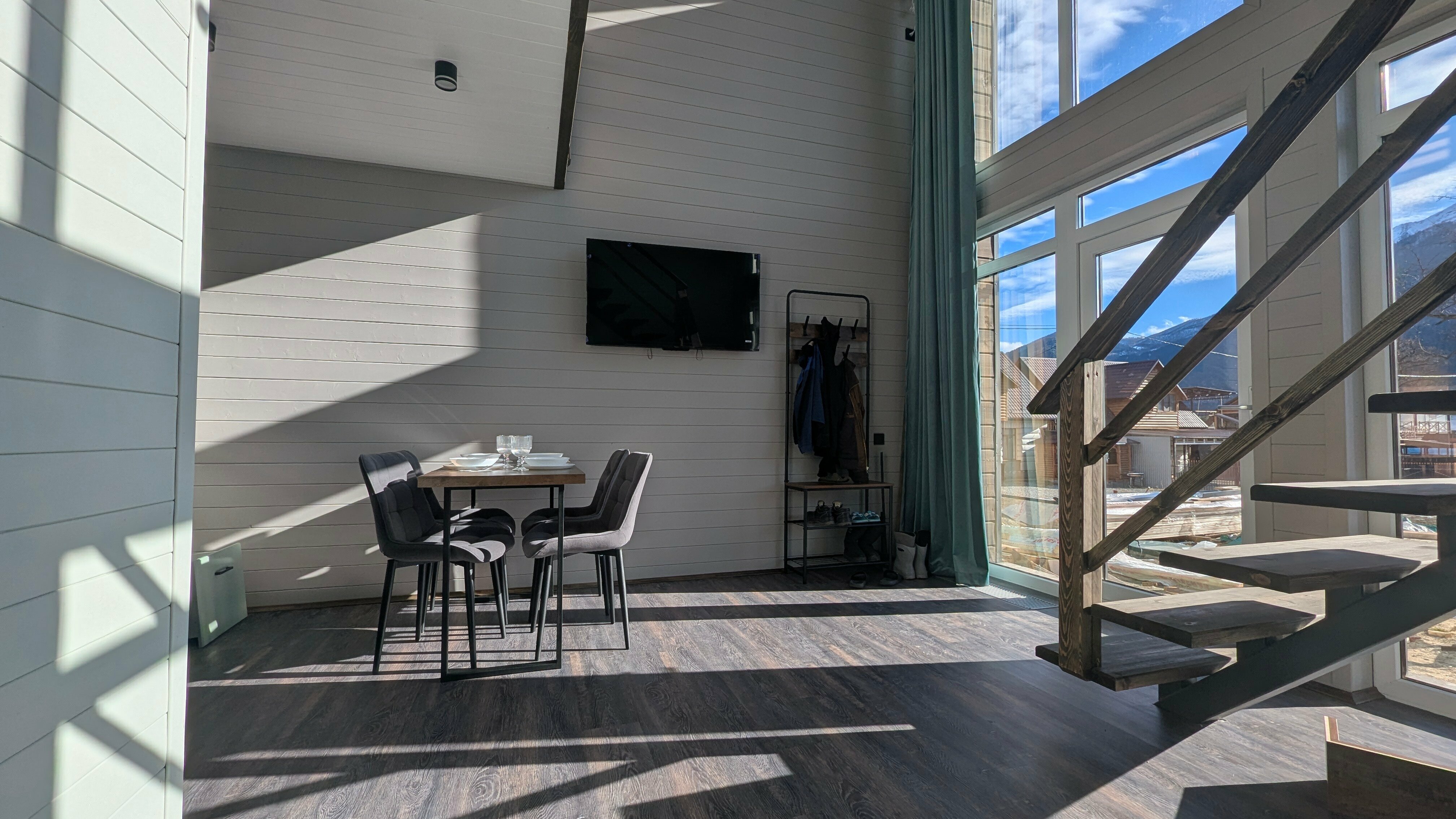 Дом с видом на горы