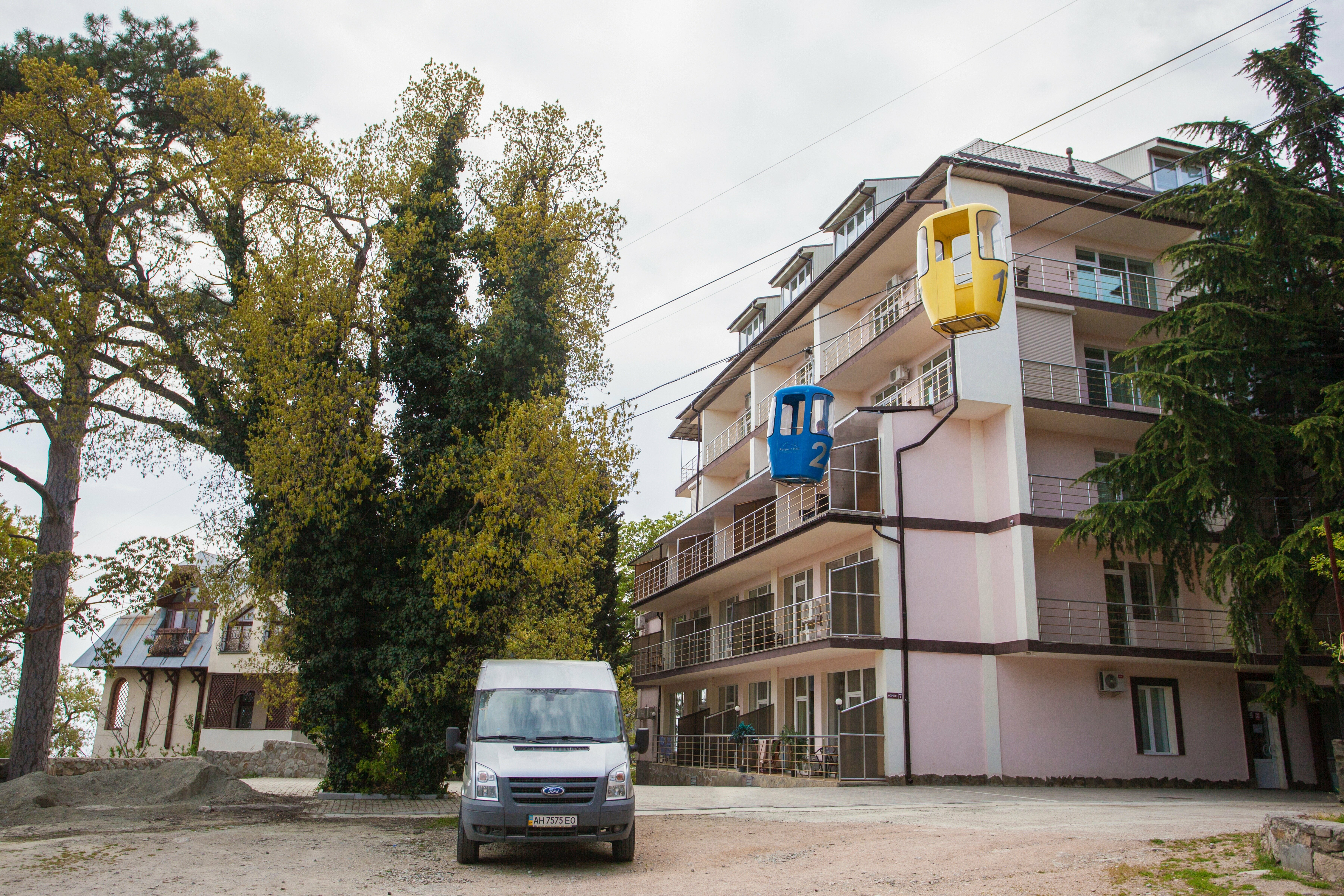 Двухместный номер с 2 отдельными кроватями и балконом