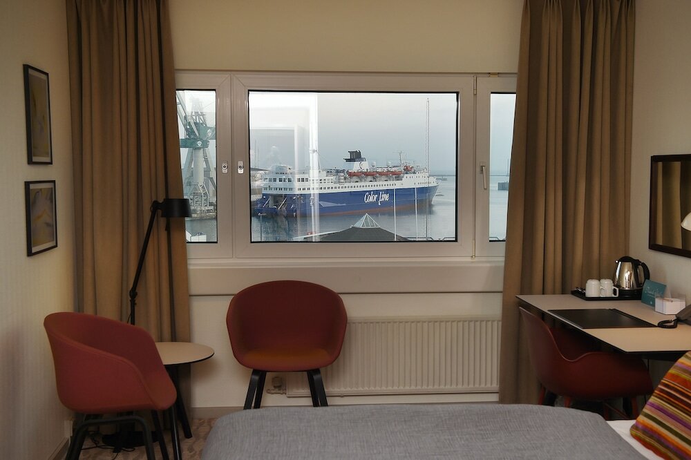 Standard Twin Room, Sea View