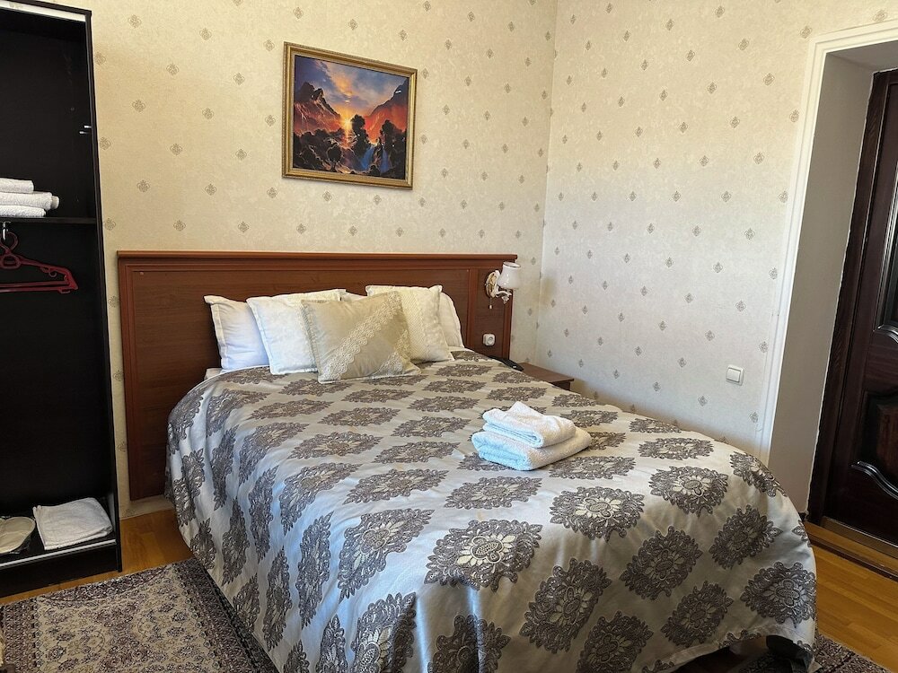 Basic Single Room