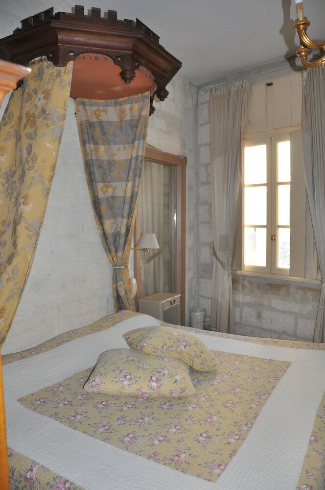 Comfort Room, 1 King Bed with Sofa bed