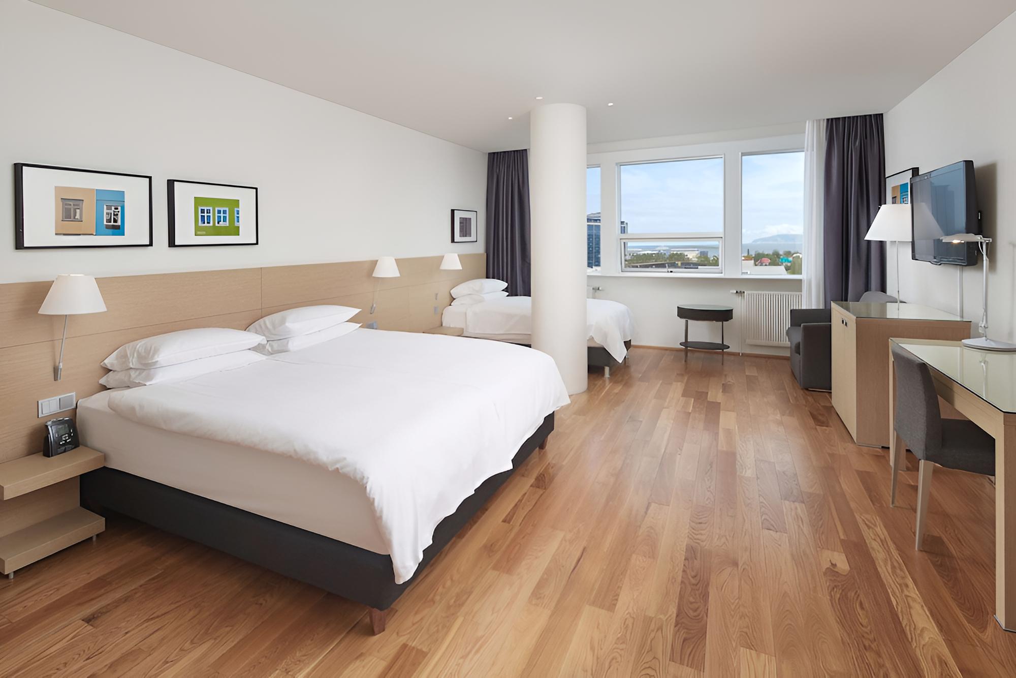 Family Executive Room with Mountain View
